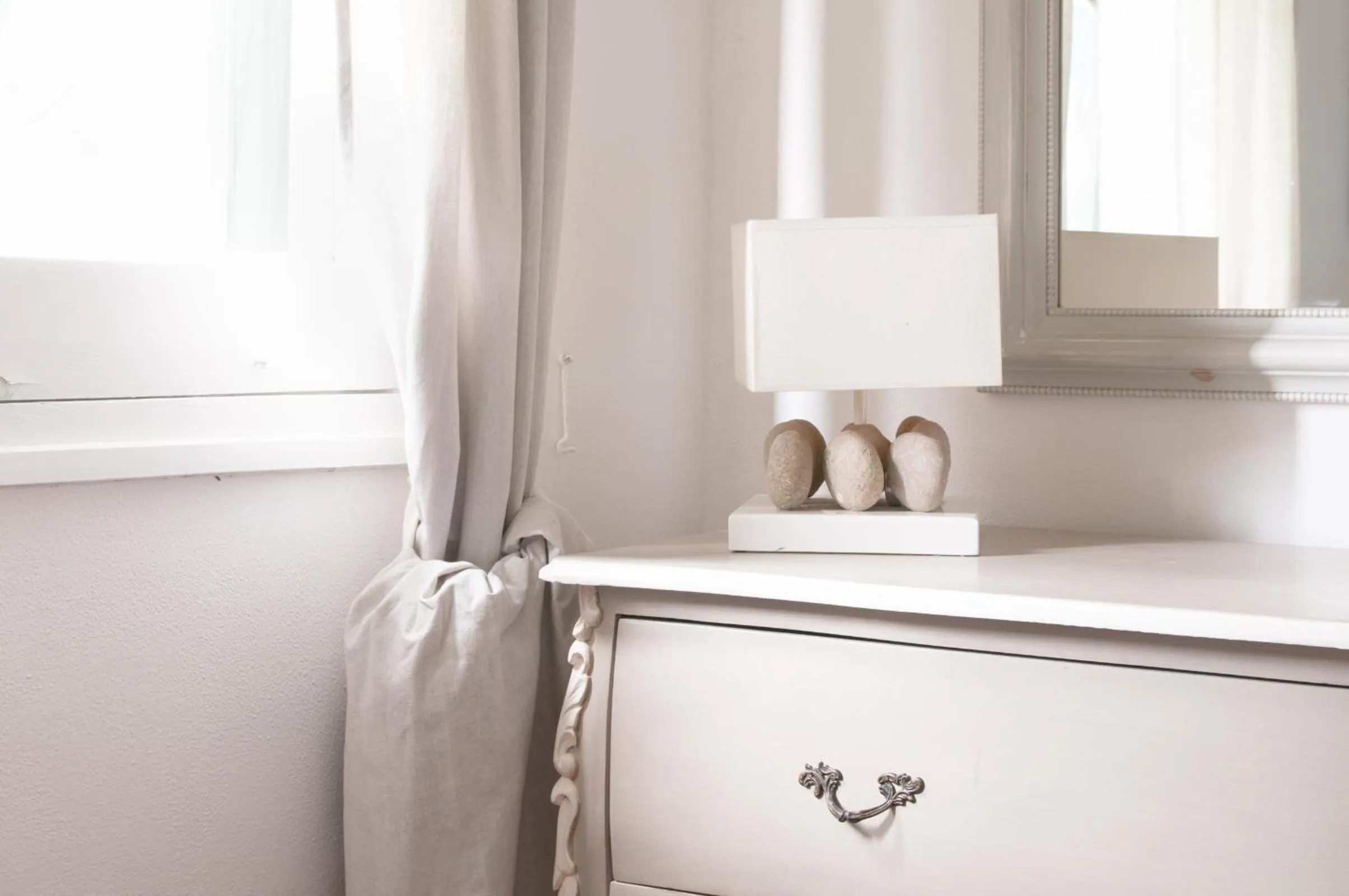 Decorative detail in Gian Paul Hotel