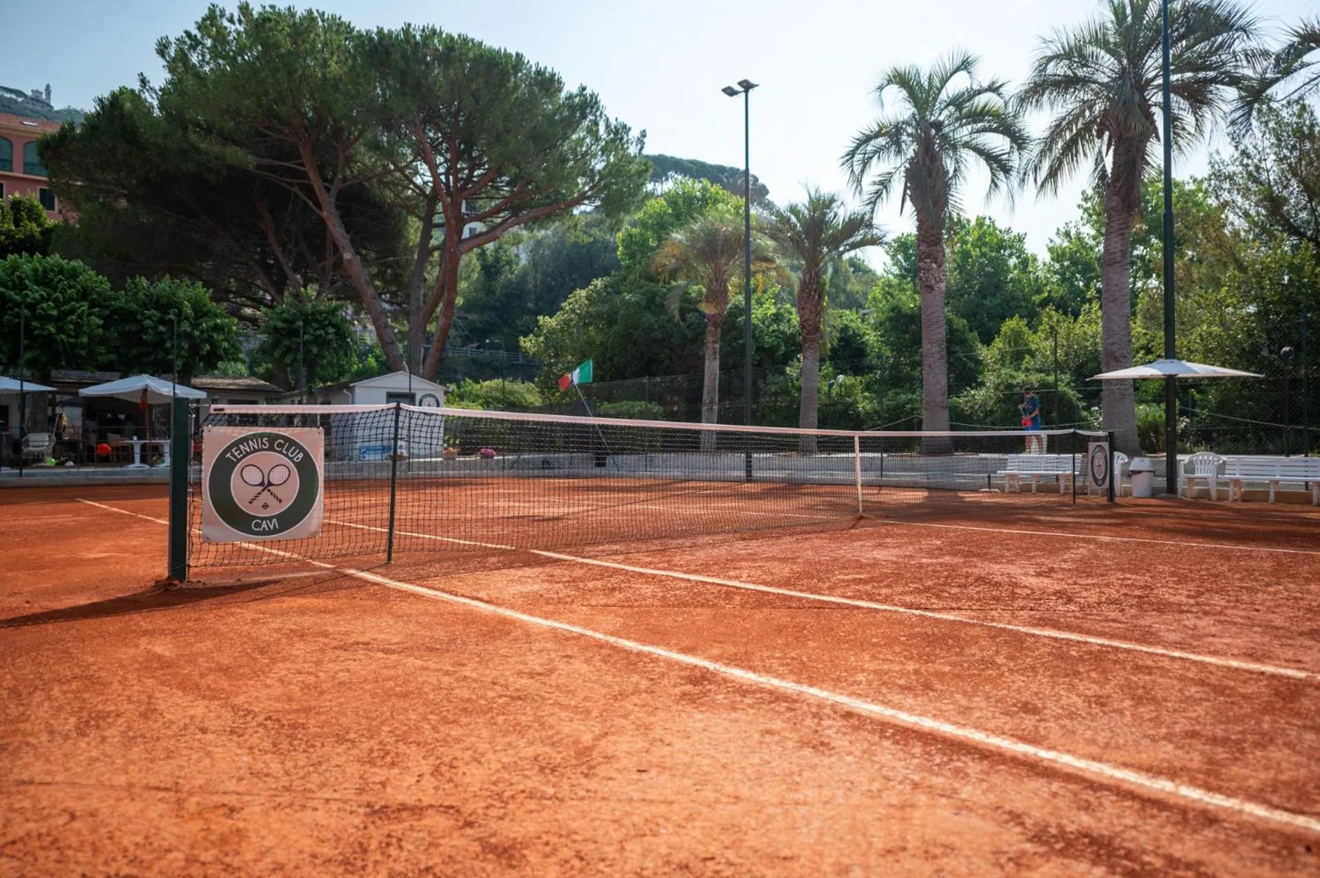 Tennis court in Gian Paul Hotel