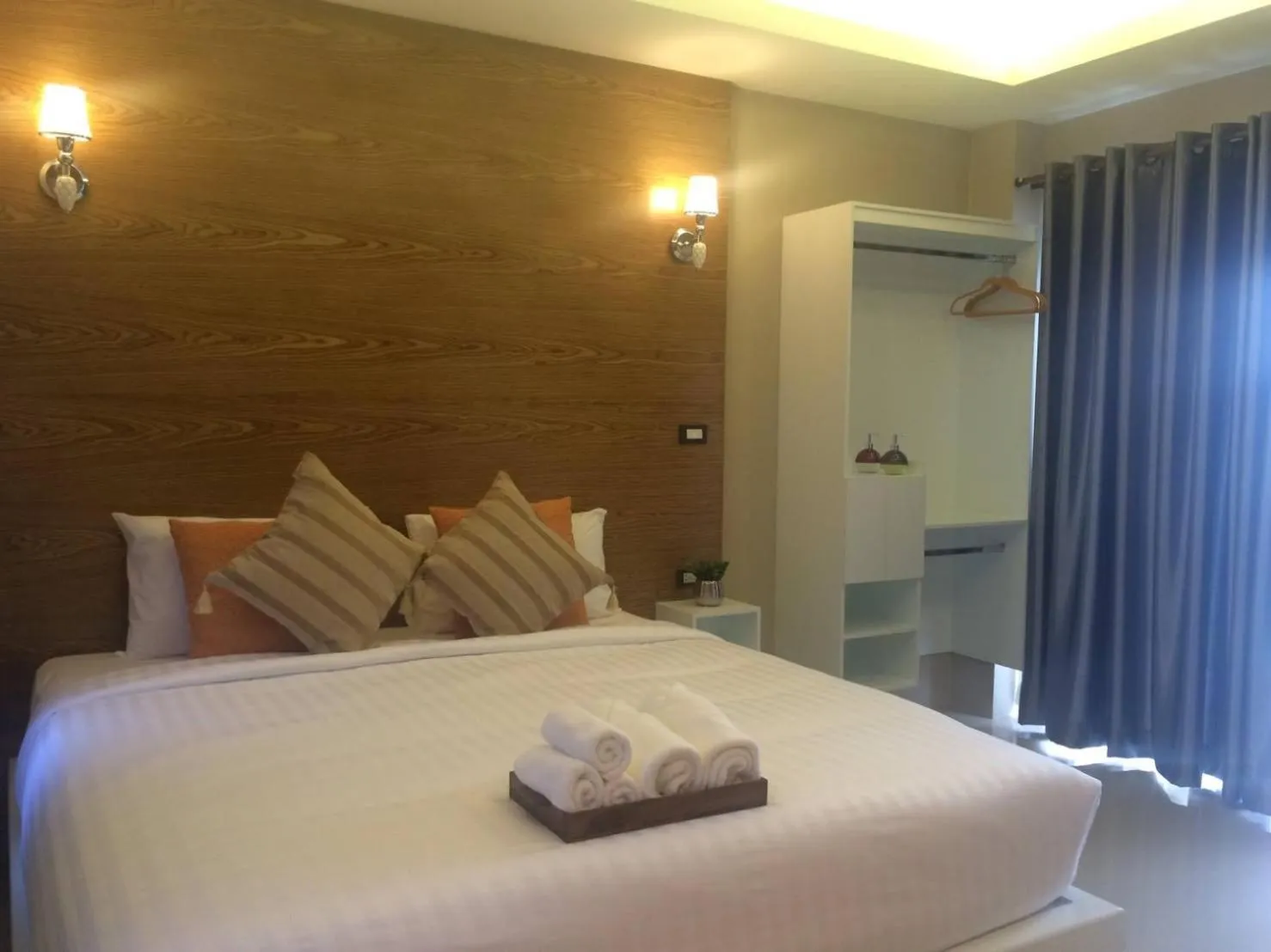 Photo of the whole room, Bed in Le Terrarium Bed & Sleep Chiang Rai