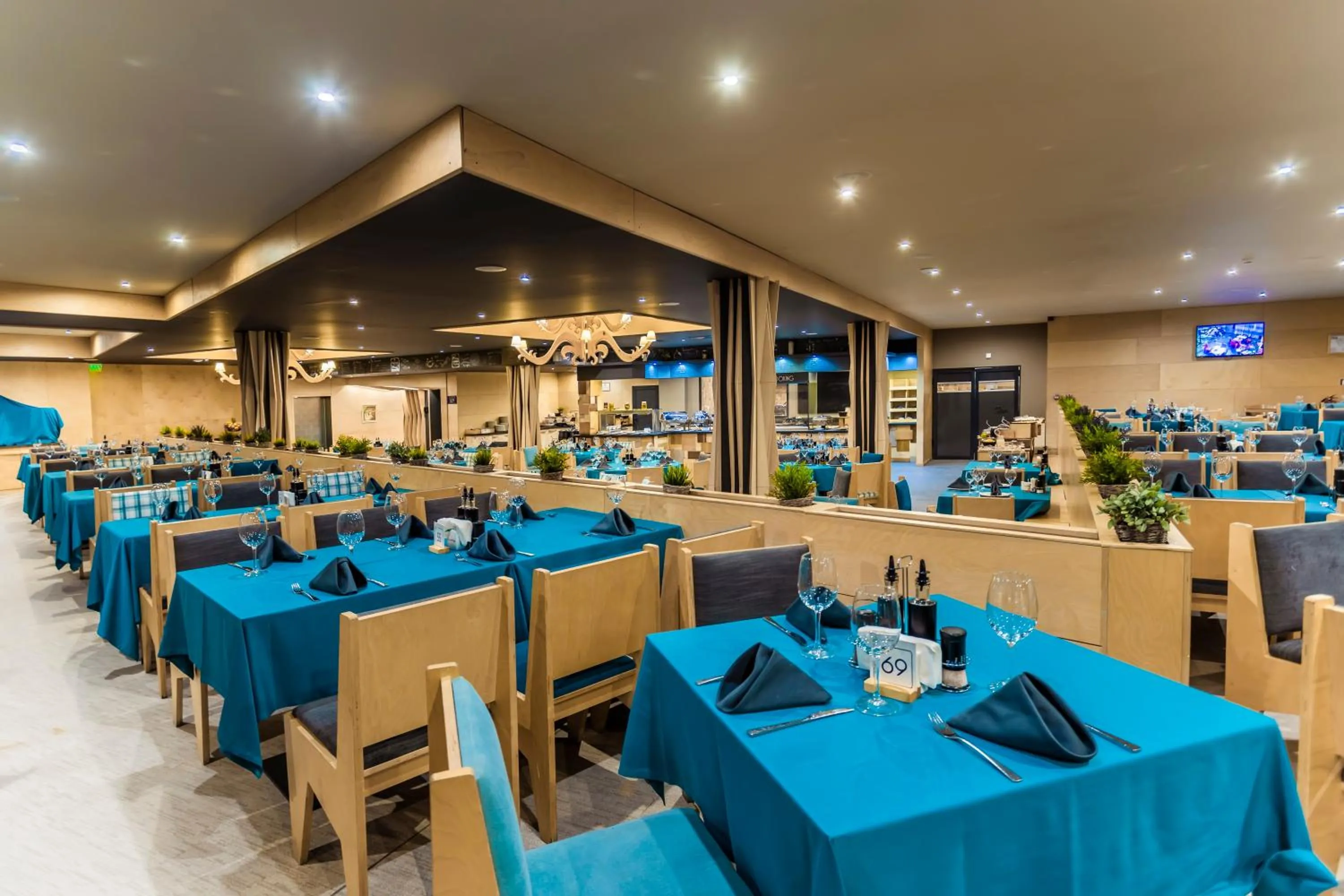 Restaurant/places to eat in Hotel Arte SPA & Park