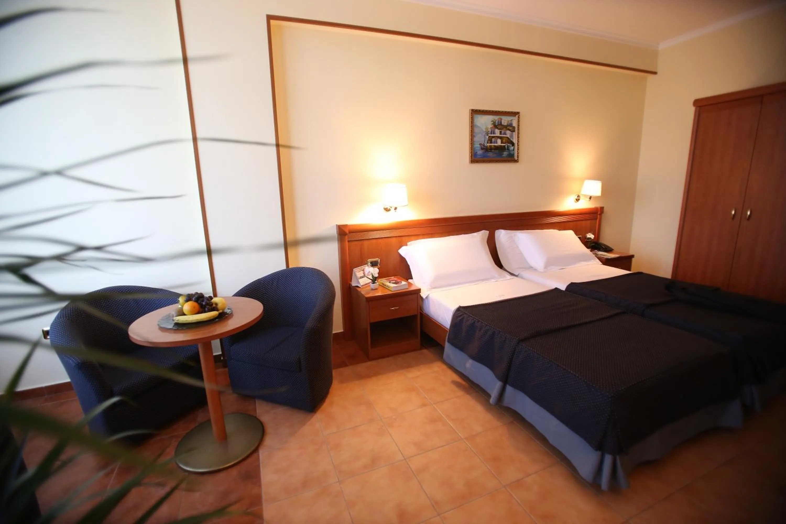 Bedroom, Bed in Hotel Continental