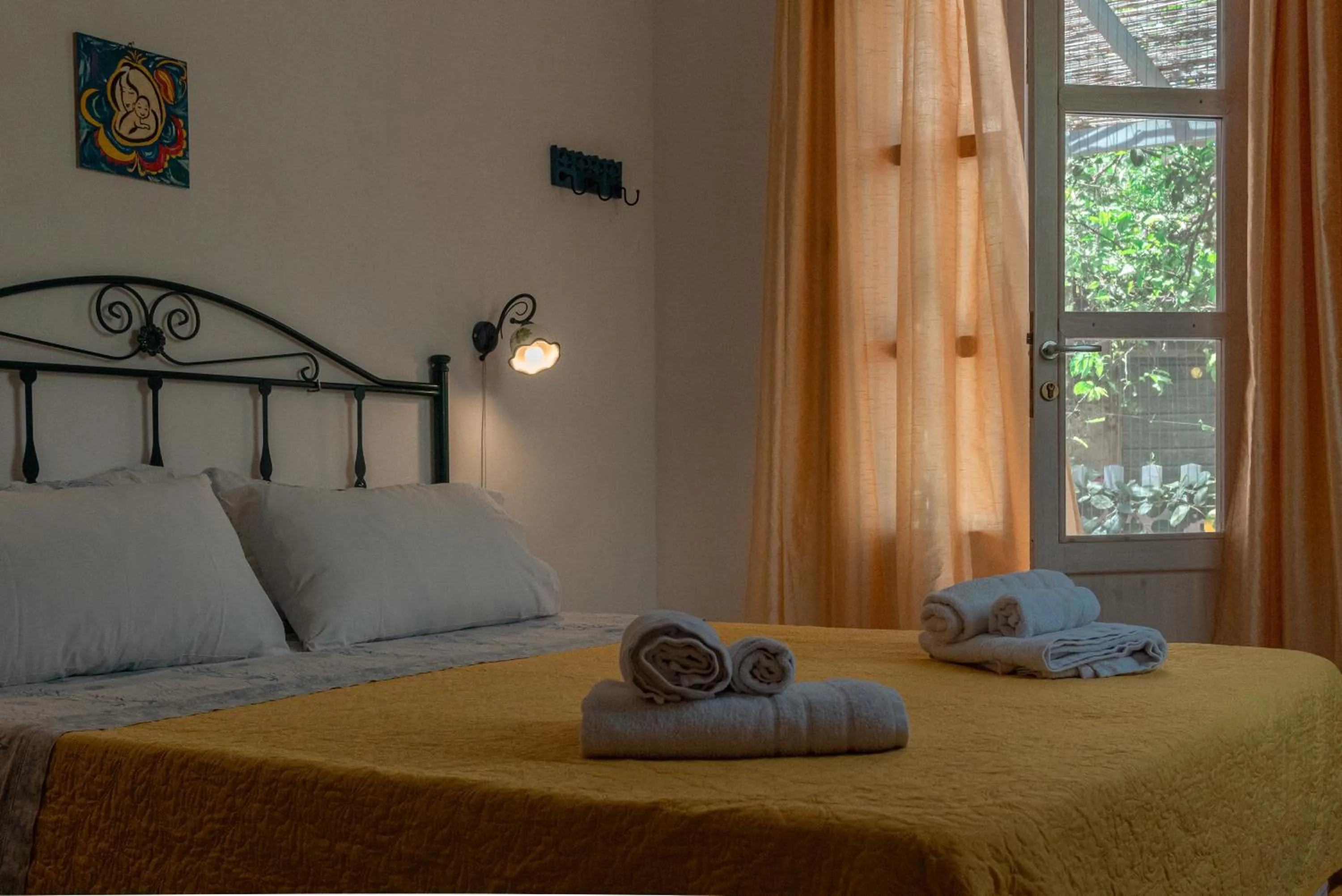 Bedroom, Bed in La Casa del Limoneto