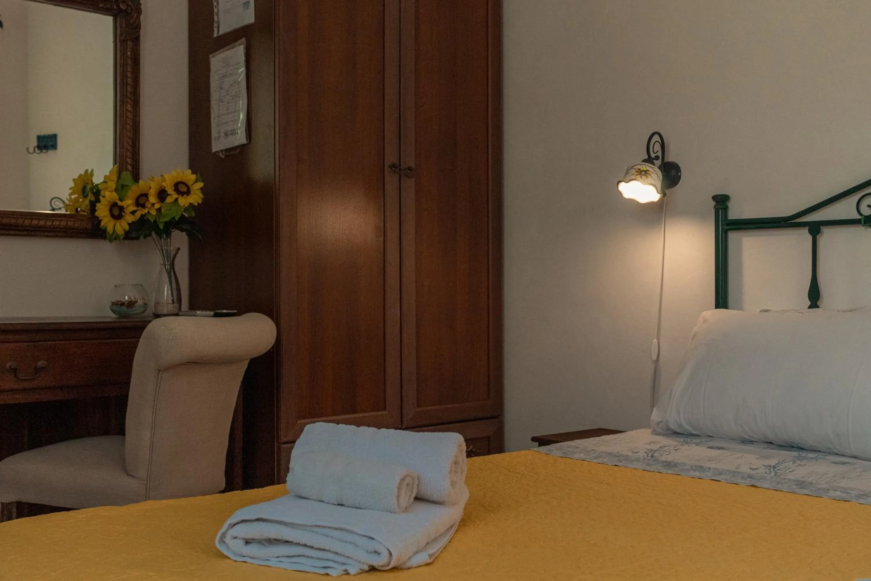 Bedroom, Bed in La Casa del Limoneto