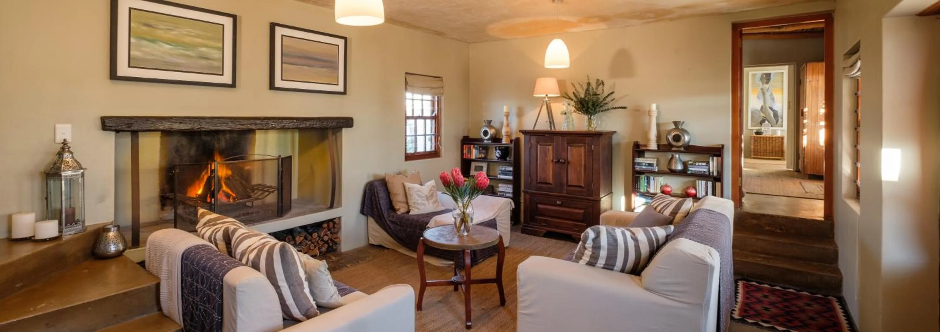 Communal lounge/ TV room in Smugglers' BnB