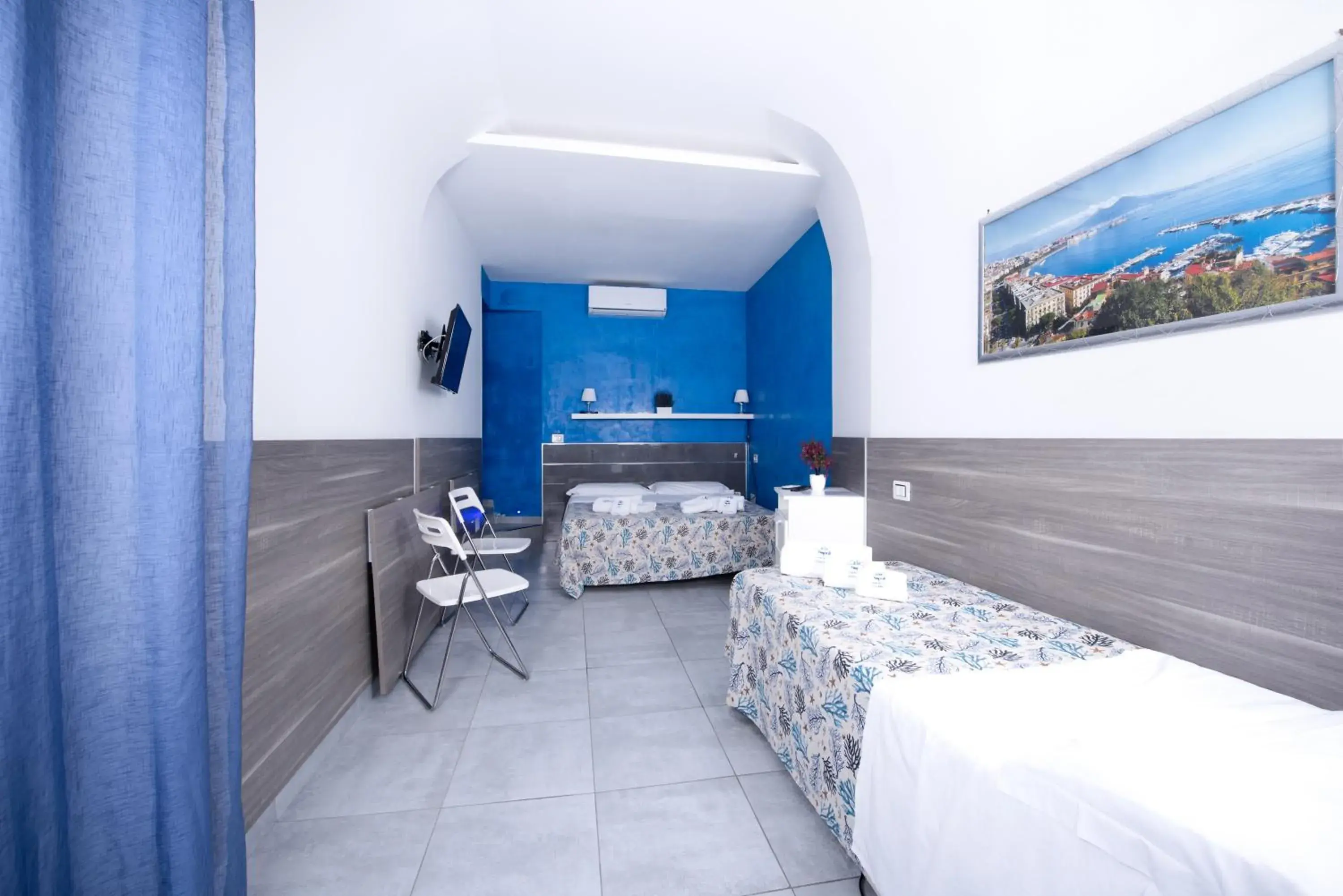 Comfort Triple Room in Chiaia Relax Comfort Triple Room in Chiaia Relax