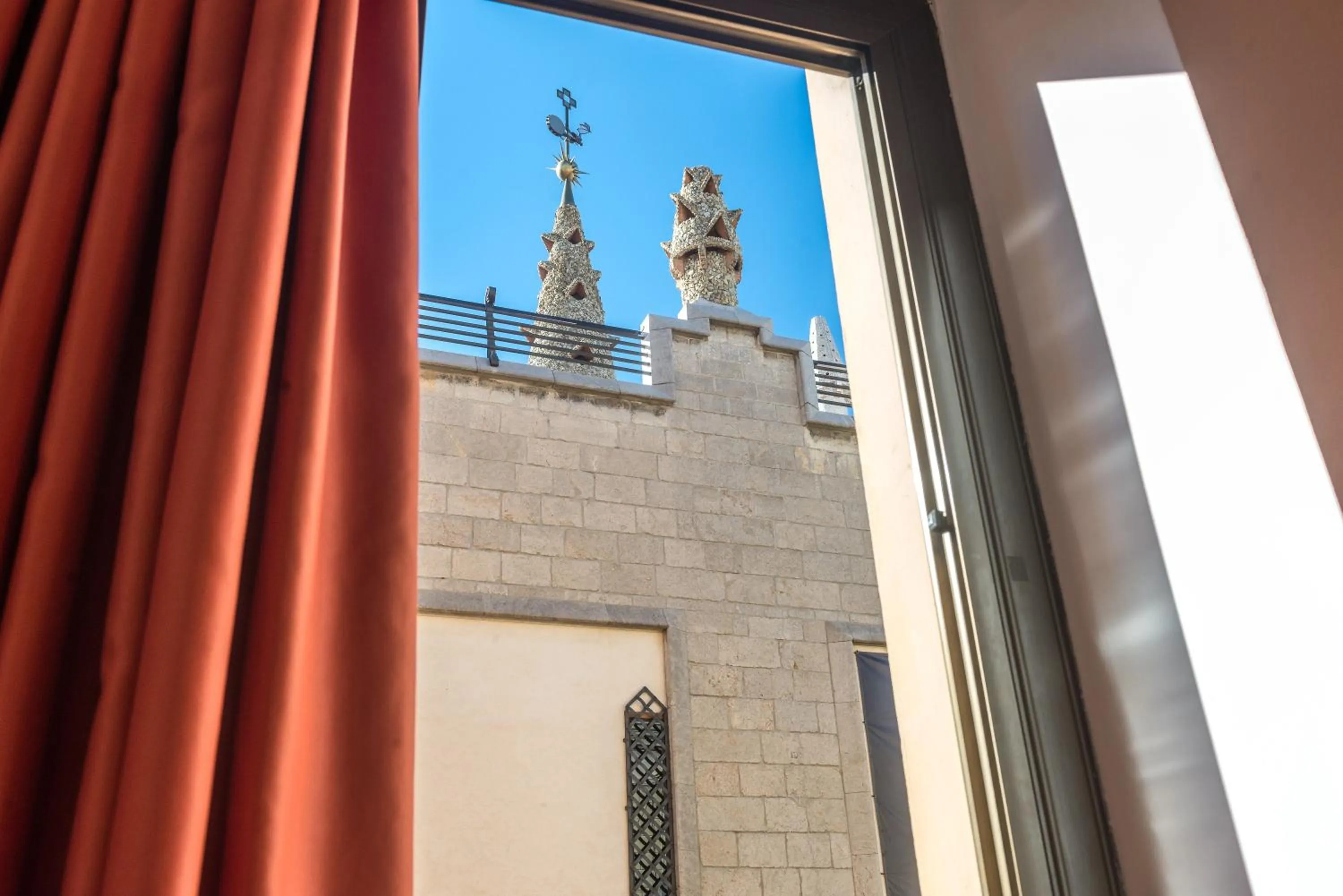 Decorative detail in Hostal Benidorm