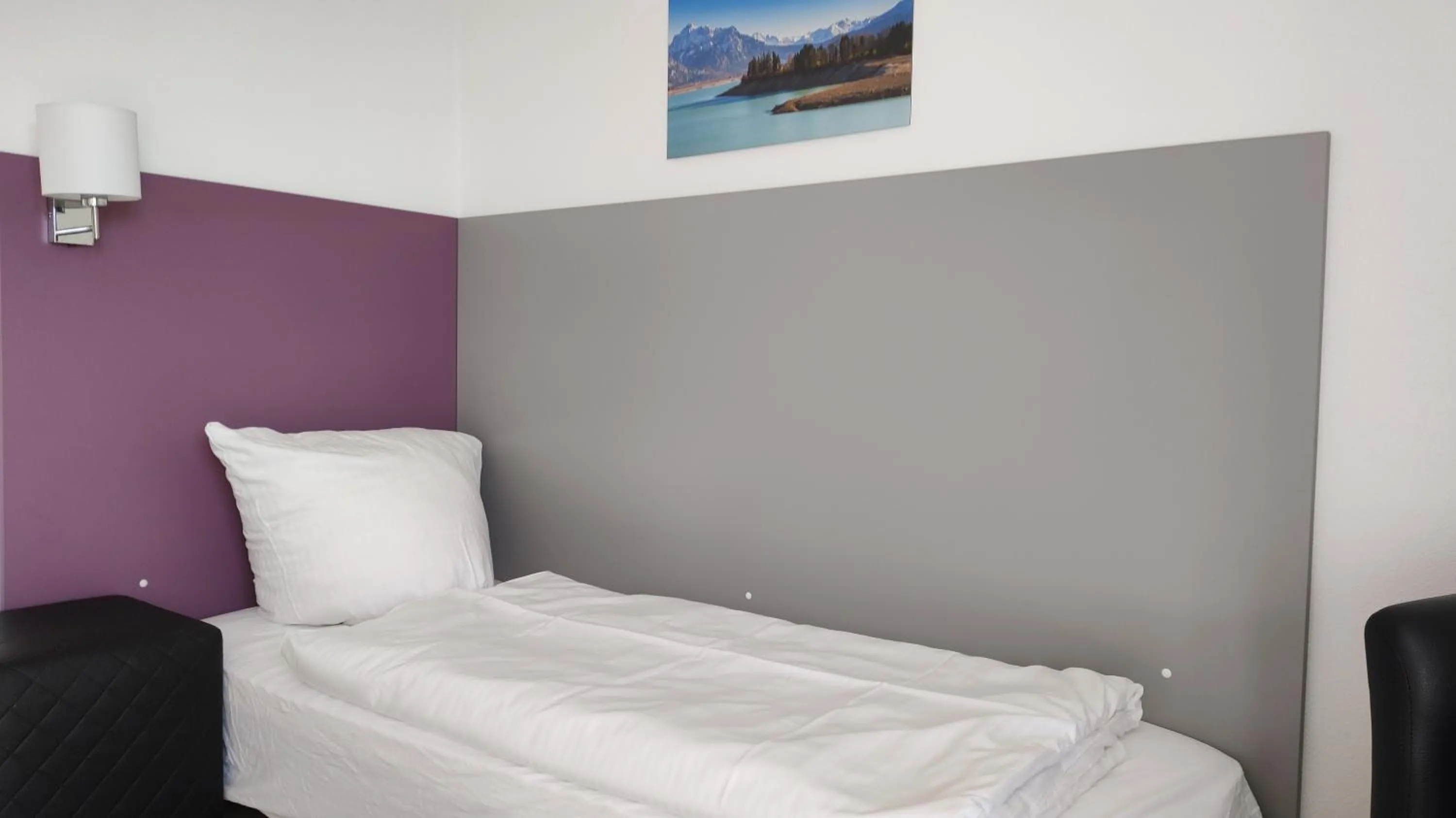 Living room, Bed in Hotel Sonnenbichl