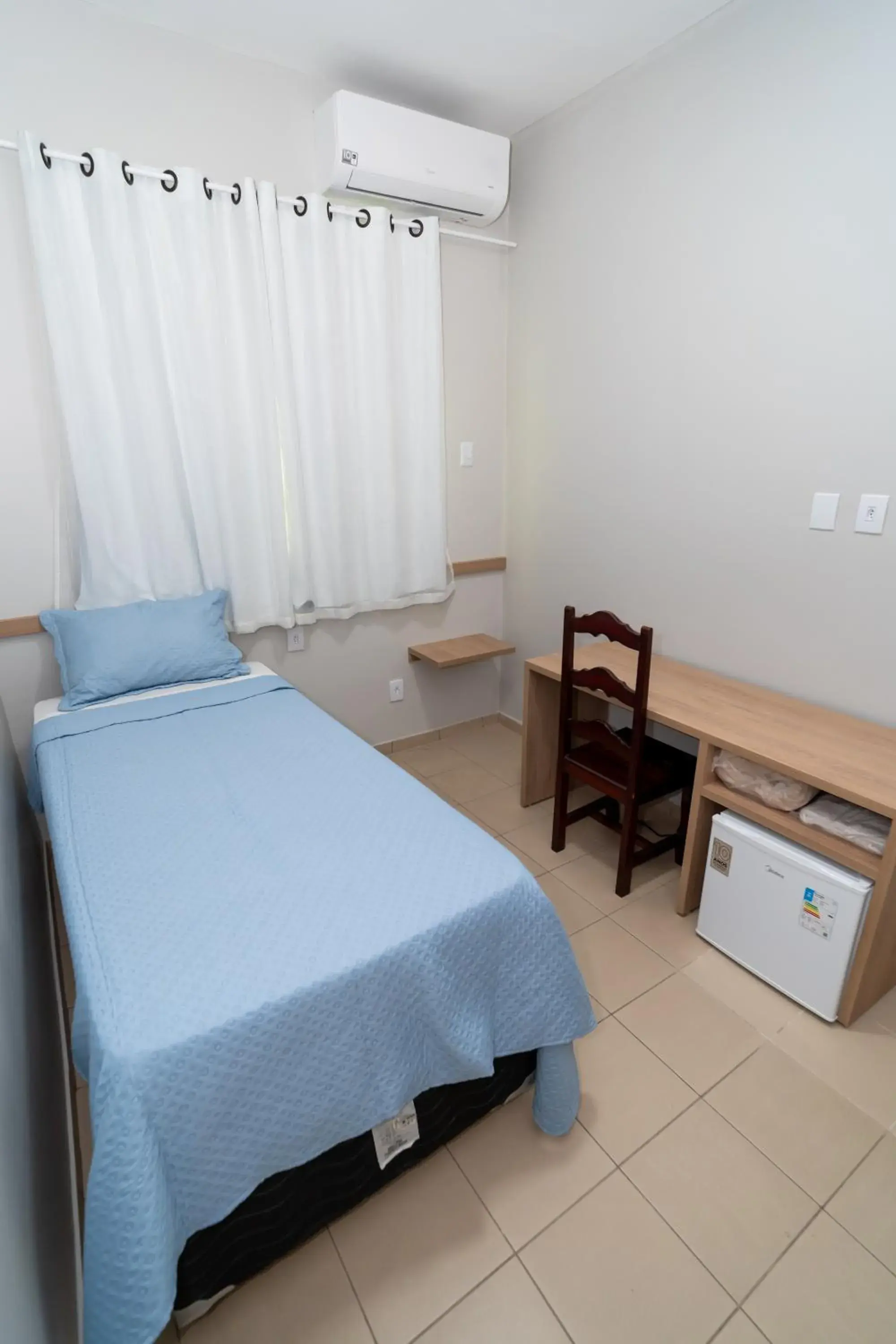 Single Room - single occupancy in Bandeirantes Hotel Single Room - single occupancy in Bandeirantes Hotel