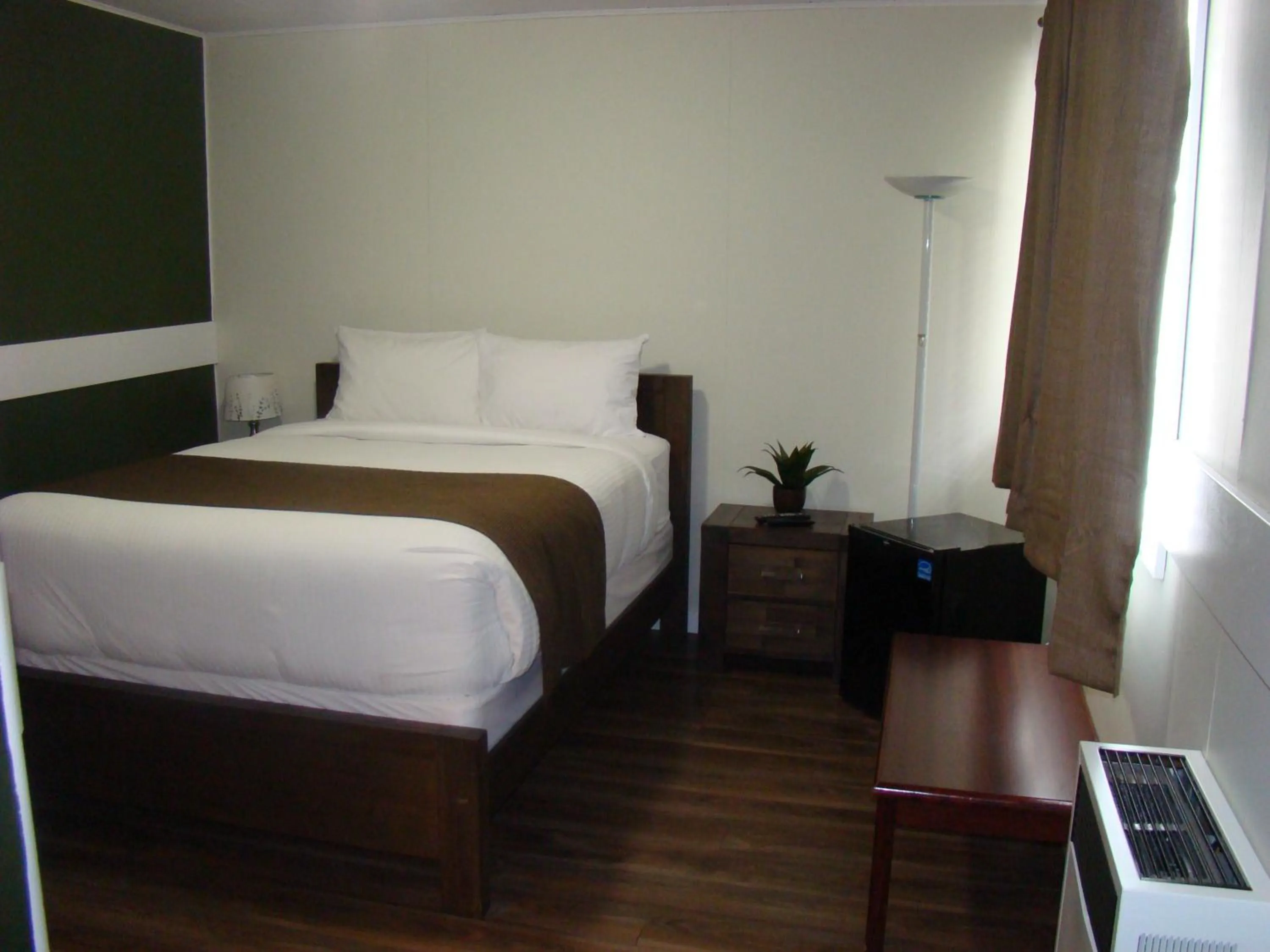 Bedroom in Paddock Inn