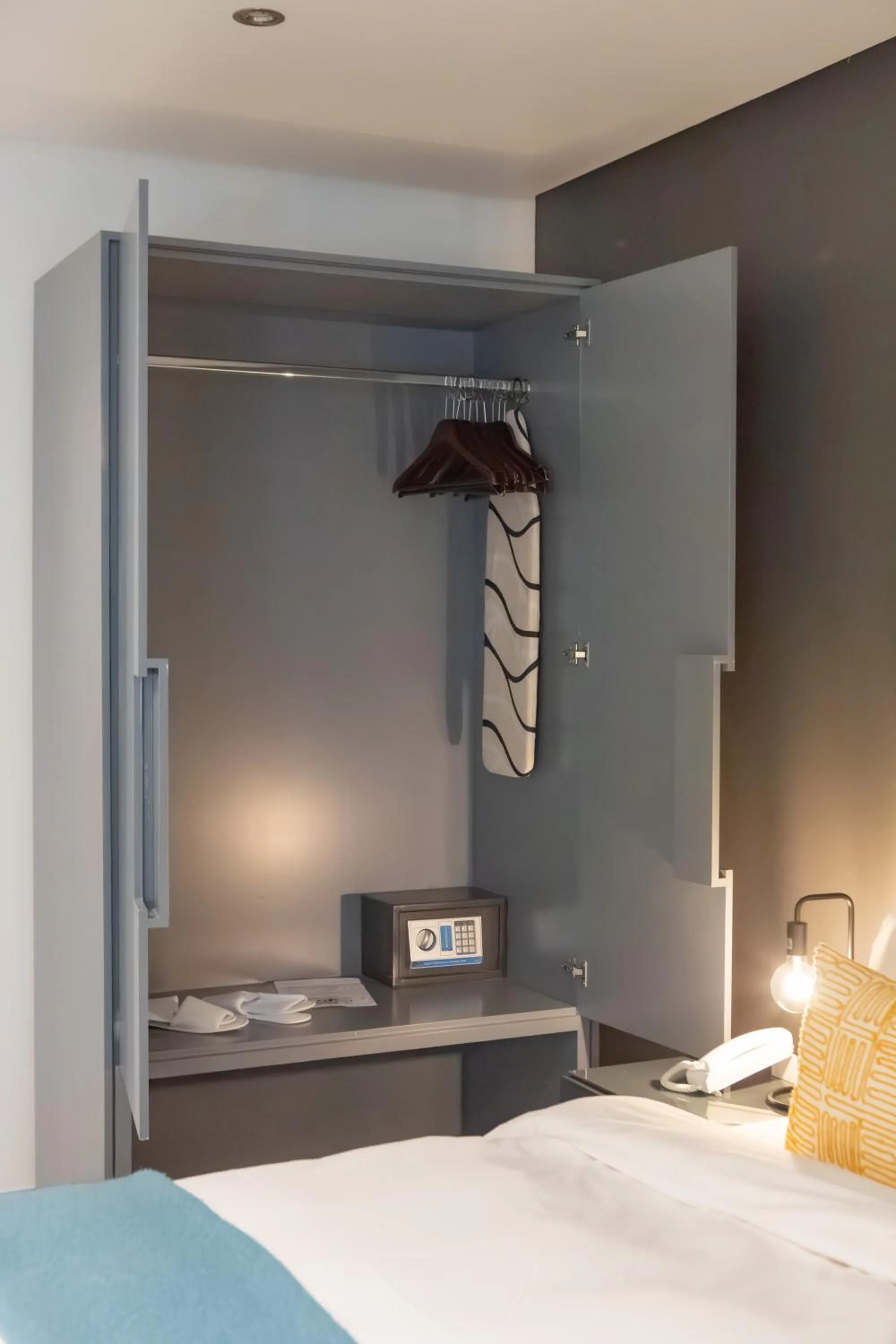 Bed in Atlantic Affair Boutique Hotel