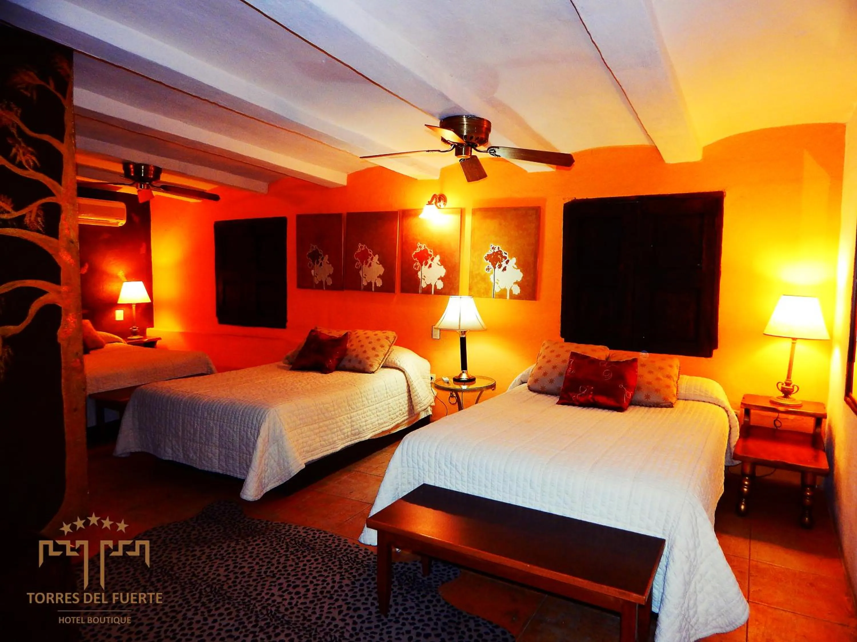 Photo of the whole room, Bed in Hotel Torres Del Fuerte