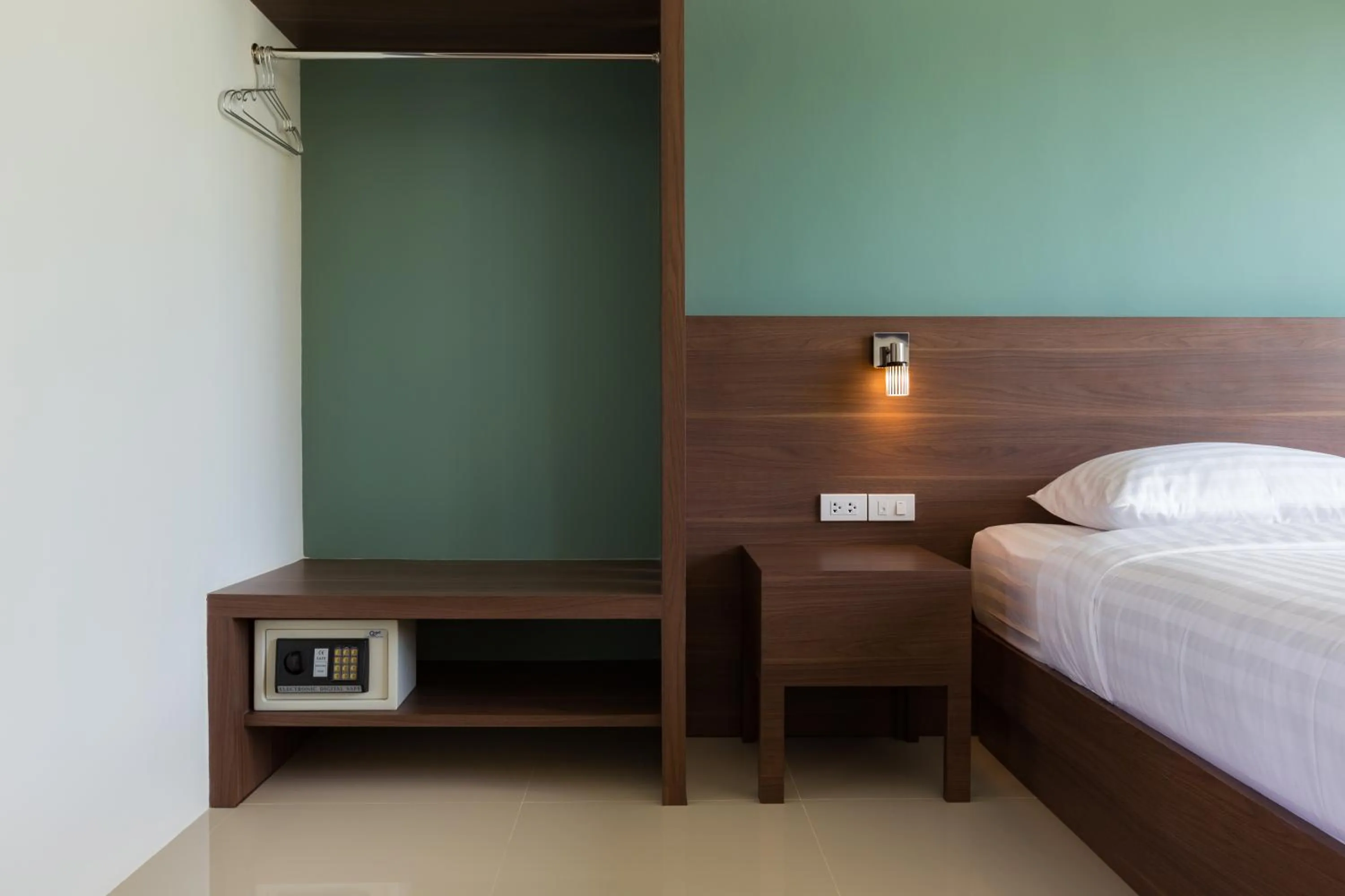 Bed in Parida Resort