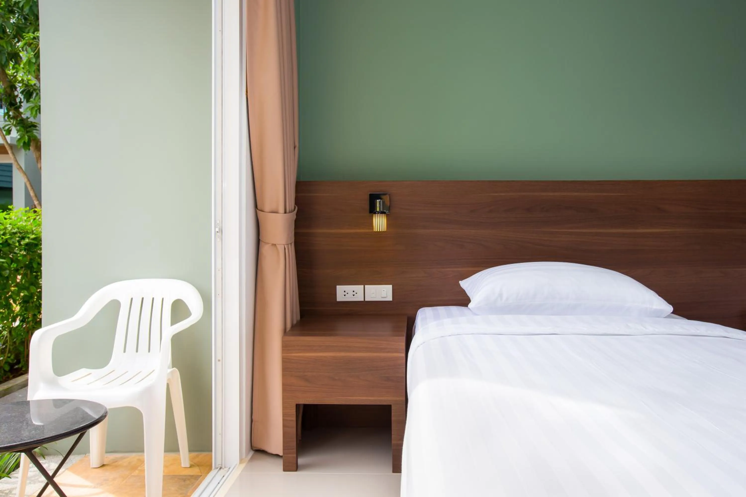 Bed in Parida Resort