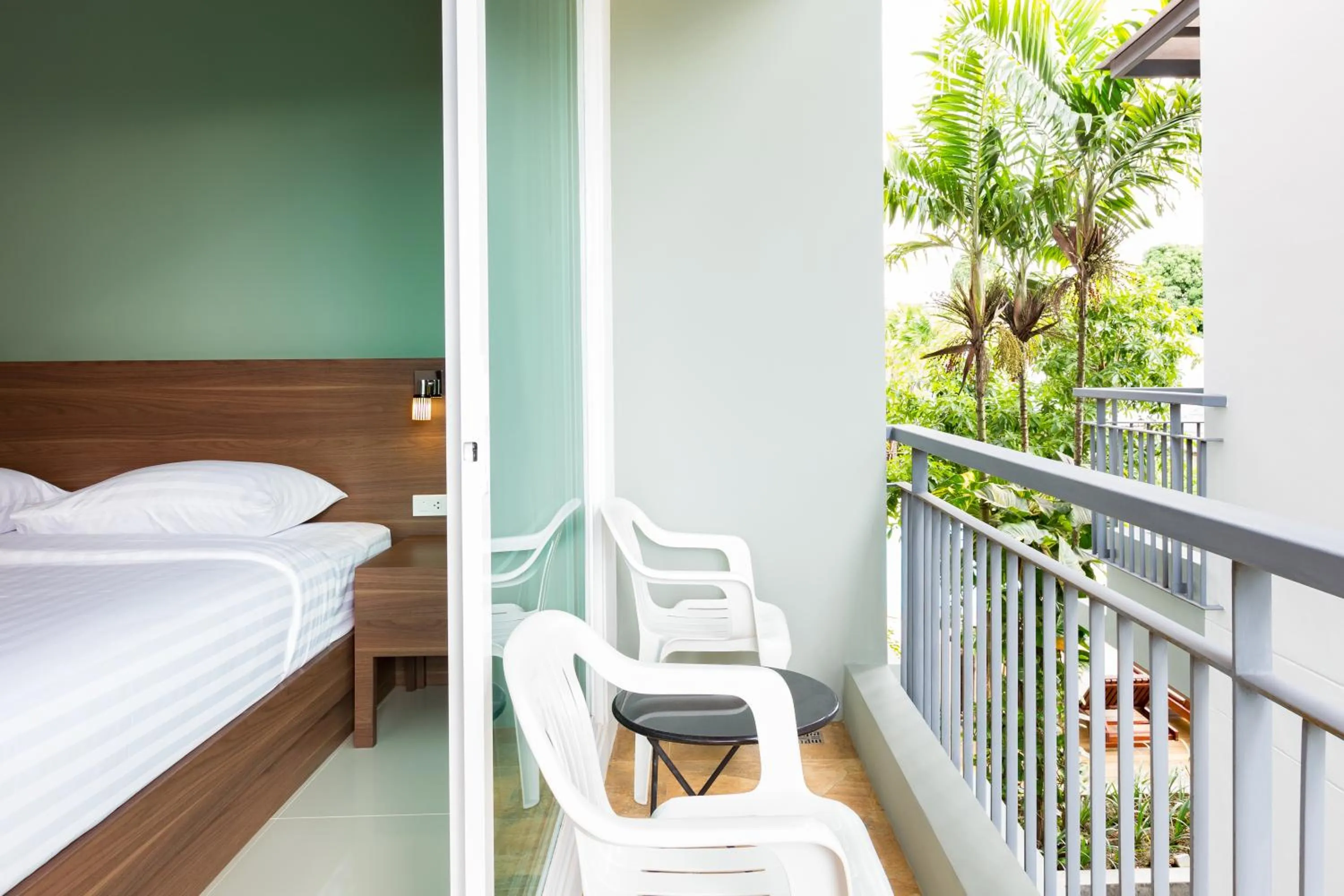 Balcony/Terrace, Bed in Parida Resort