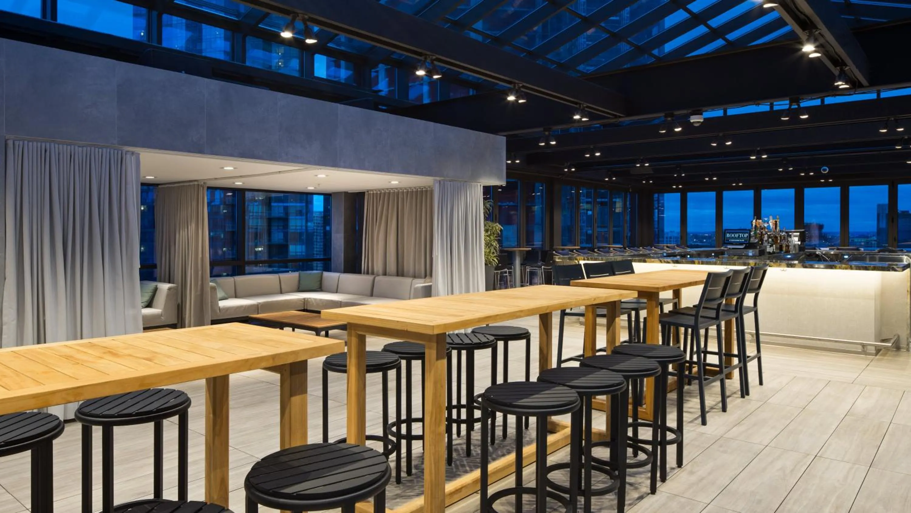 Restaurant/places to eat in Hyatt House Jersey City