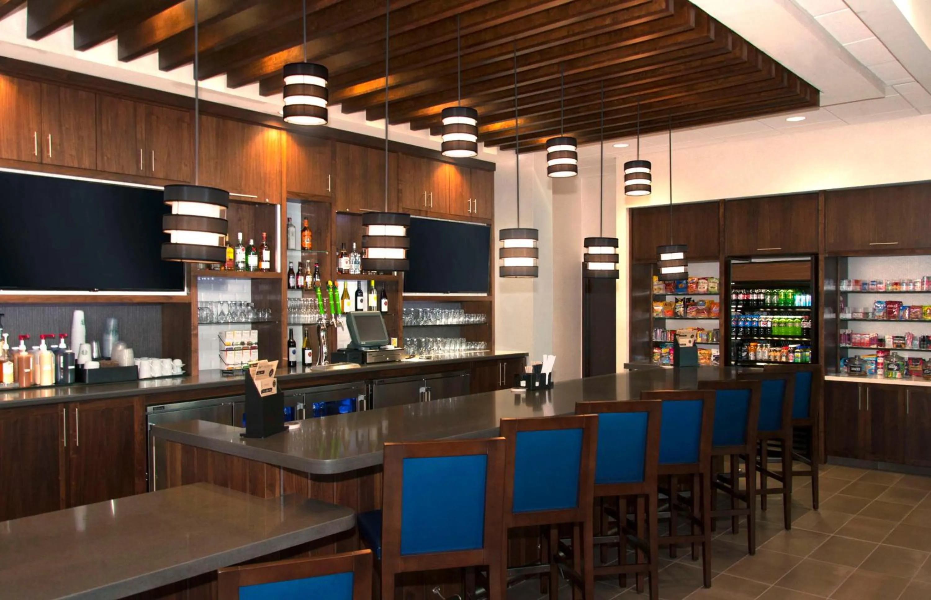 Lounge or bar in Hyatt Place Augusta