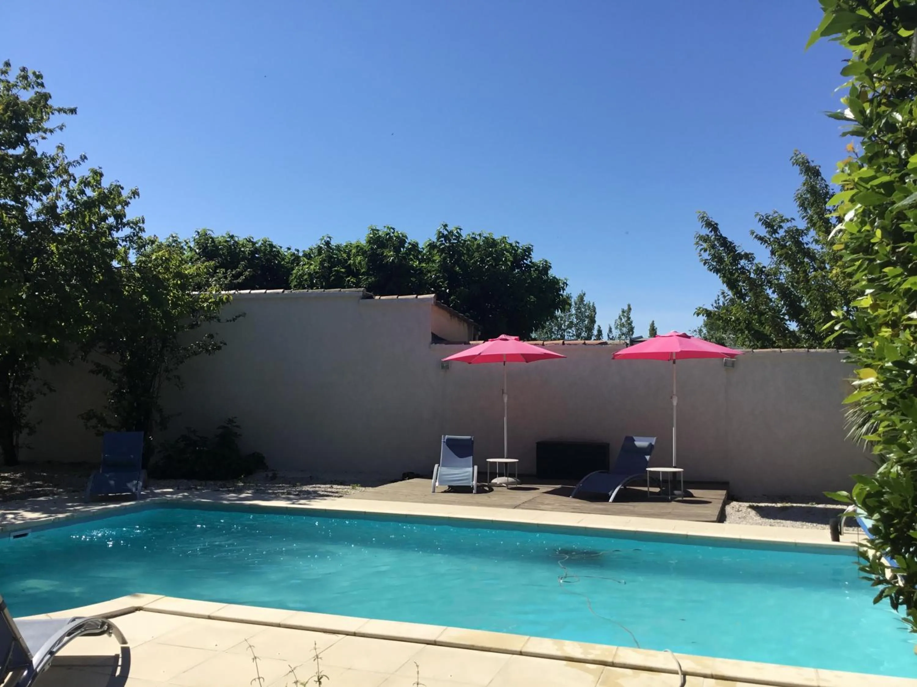 Swimming pool in Le Mas des Platanes