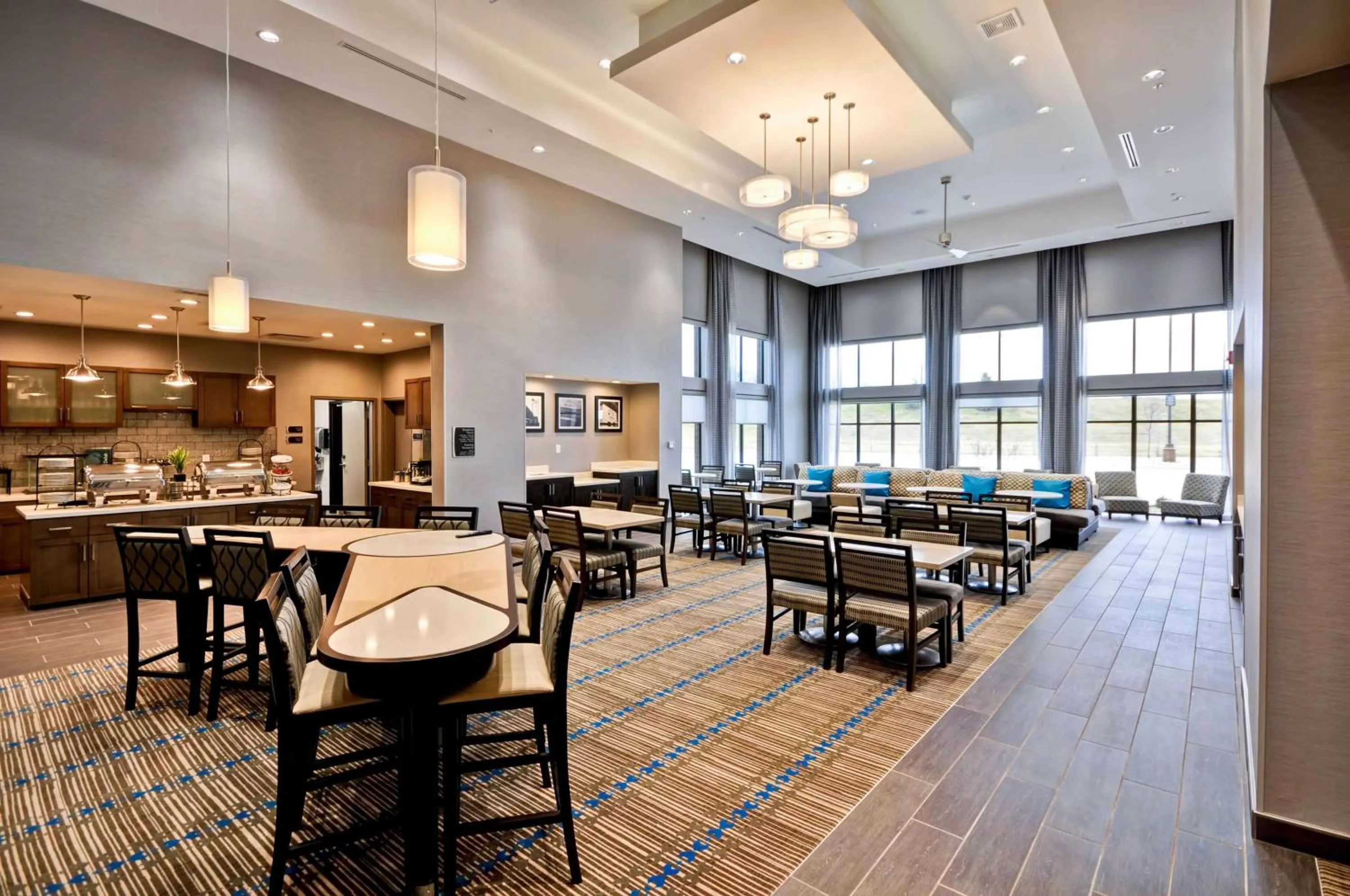 Lobby or reception in Homewood Suites by Hilton Cincinnati/West Chester