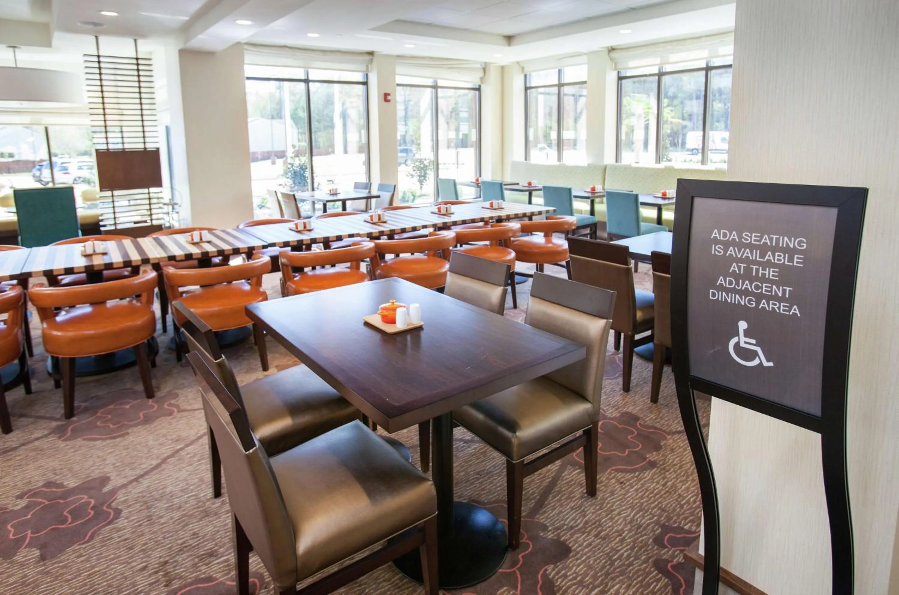 Restaurant/places to eat in Hilton Garden Inn Jackson/Flowood