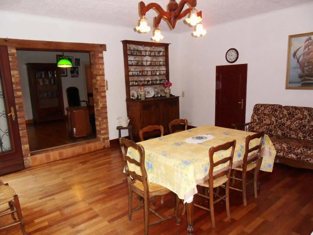 Dining area in bnb chambres normandie