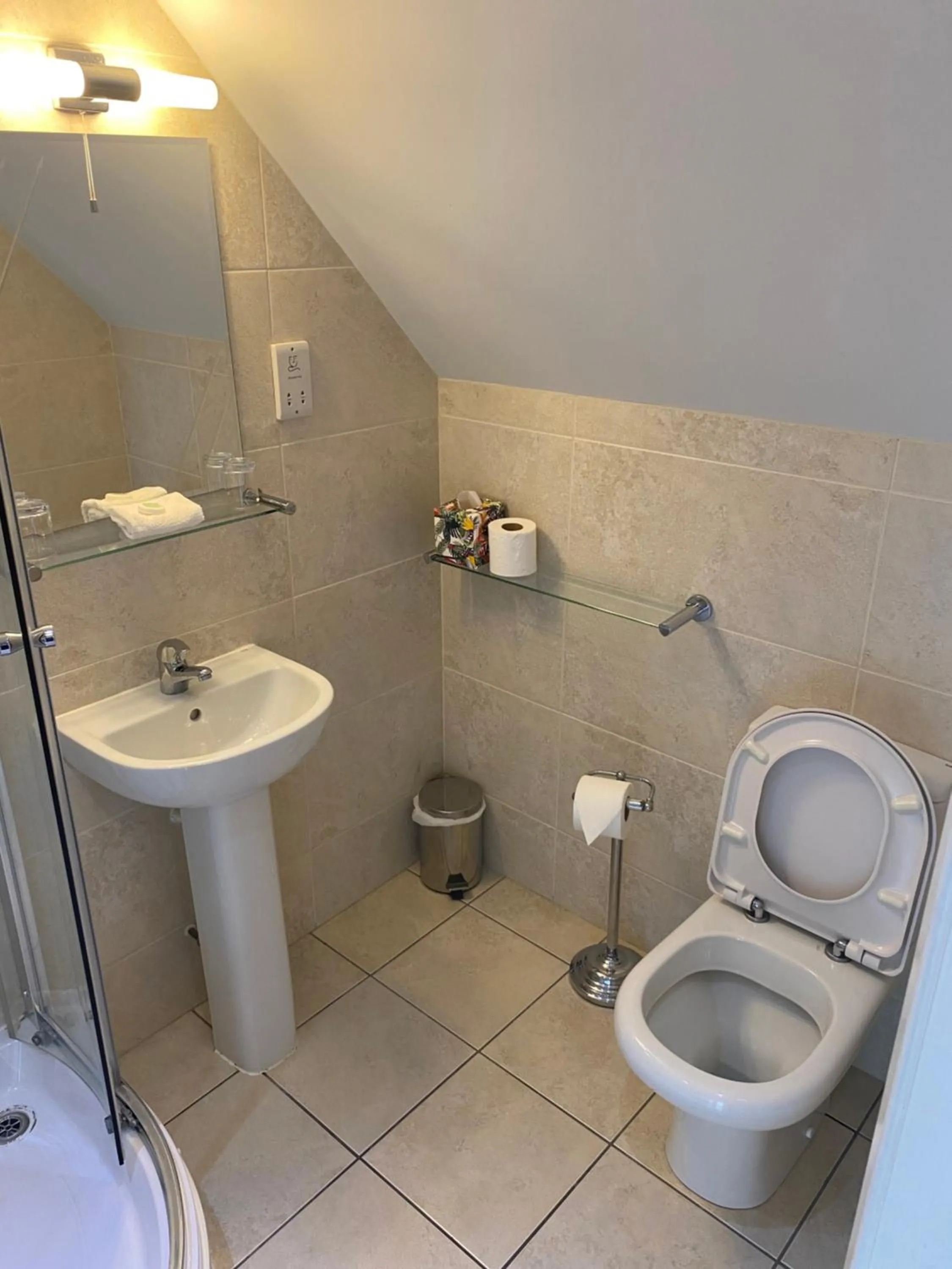 315 Bar & Restaurant