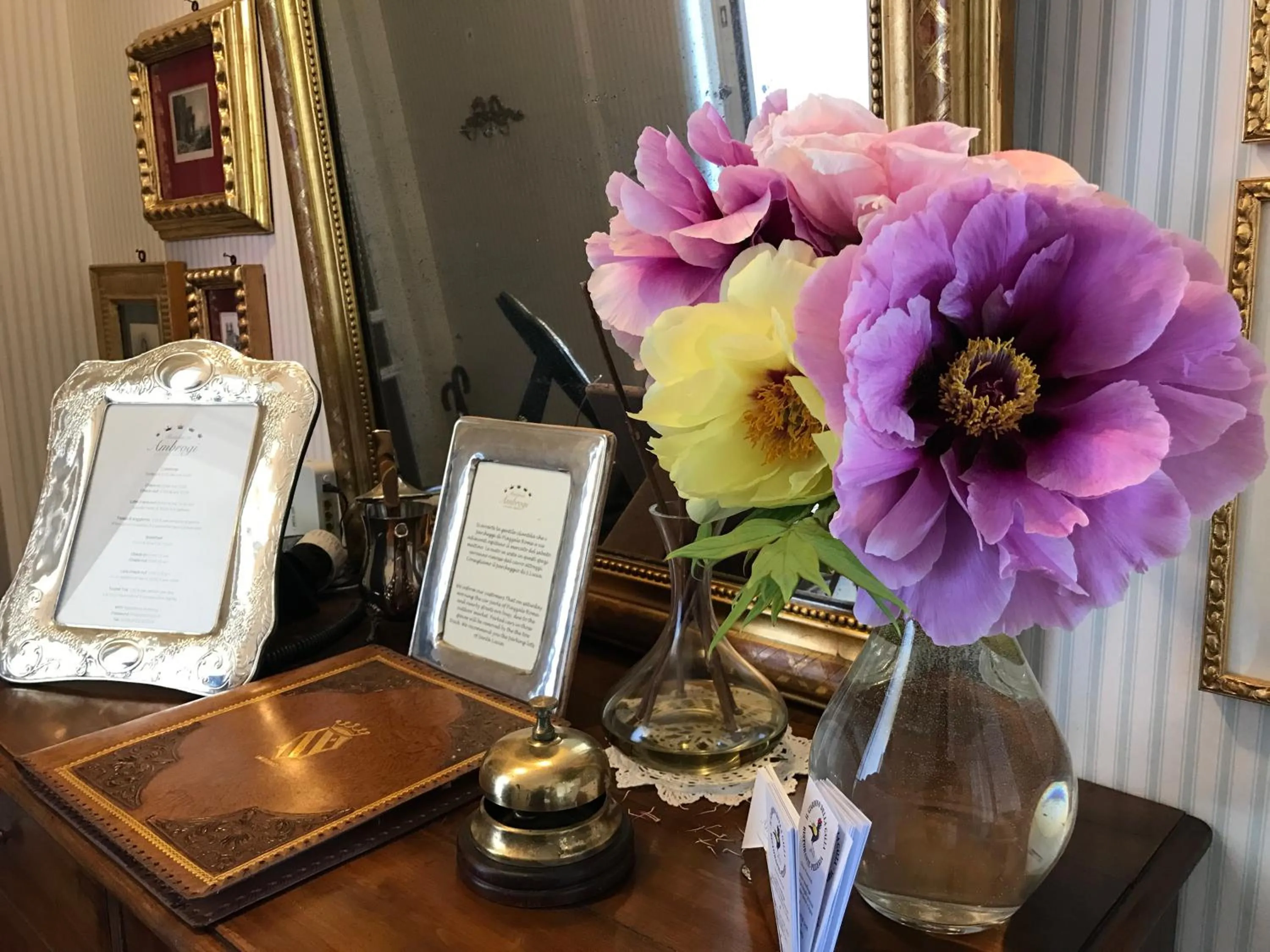 Communal lounge/ TV room in Residenza Ambrogi