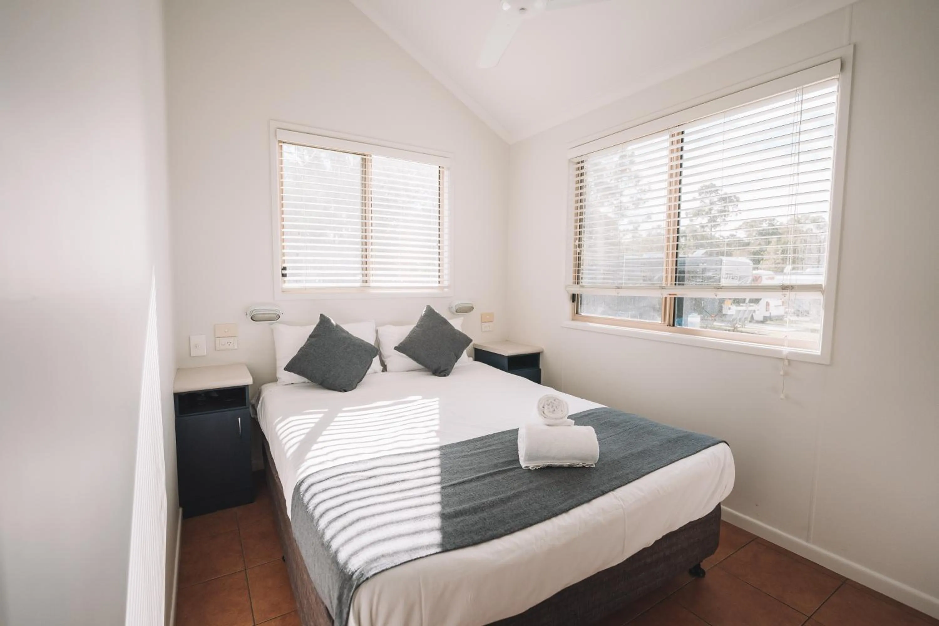 Bedroom, Bed in BIG4 Rainbow Beach Holiday Park