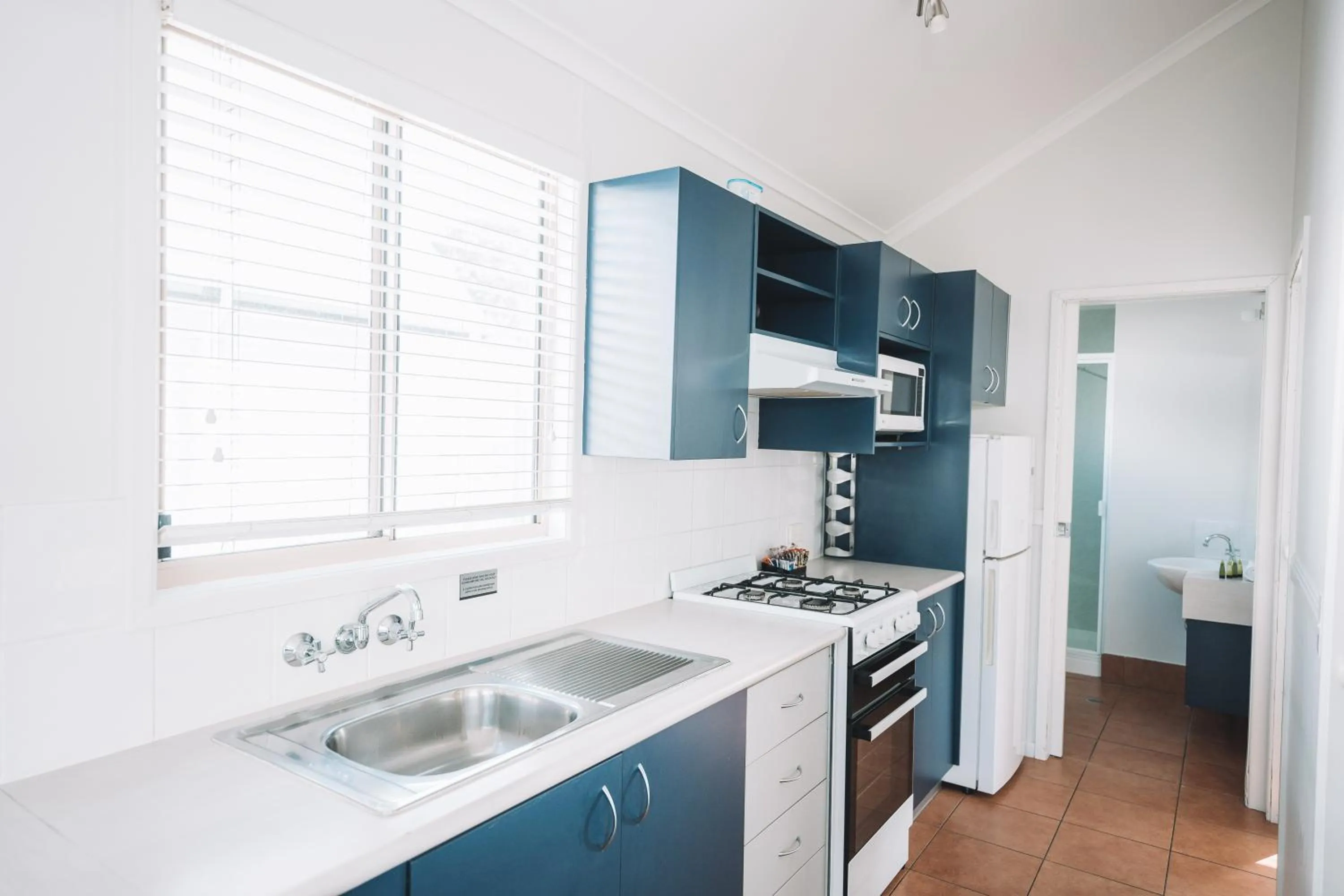 Kitchen or kitchenette in BIG4 Rainbow Beach Holiday Park