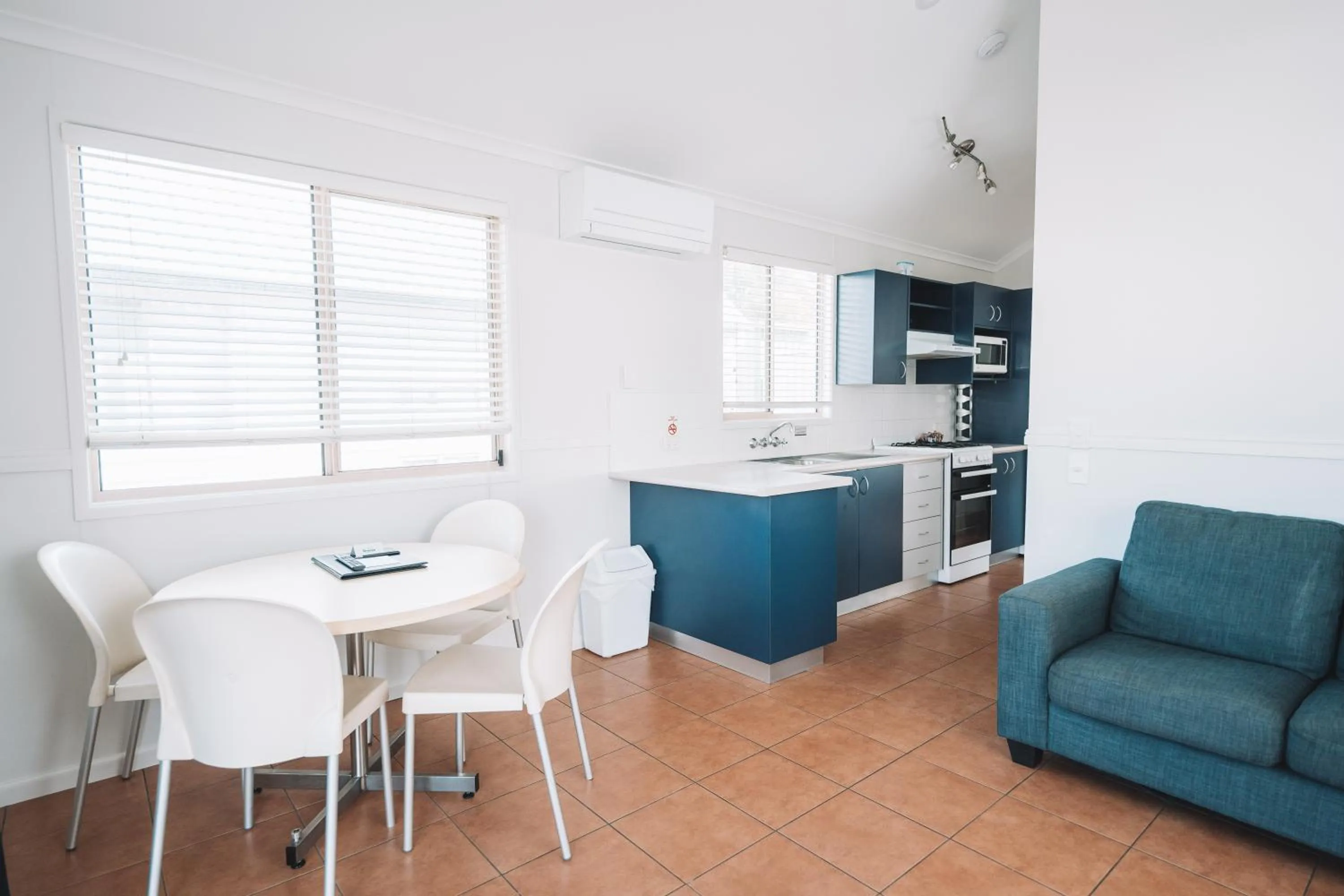 Kitchen or kitchenette in BIG4 Rainbow Beach Holiday Park