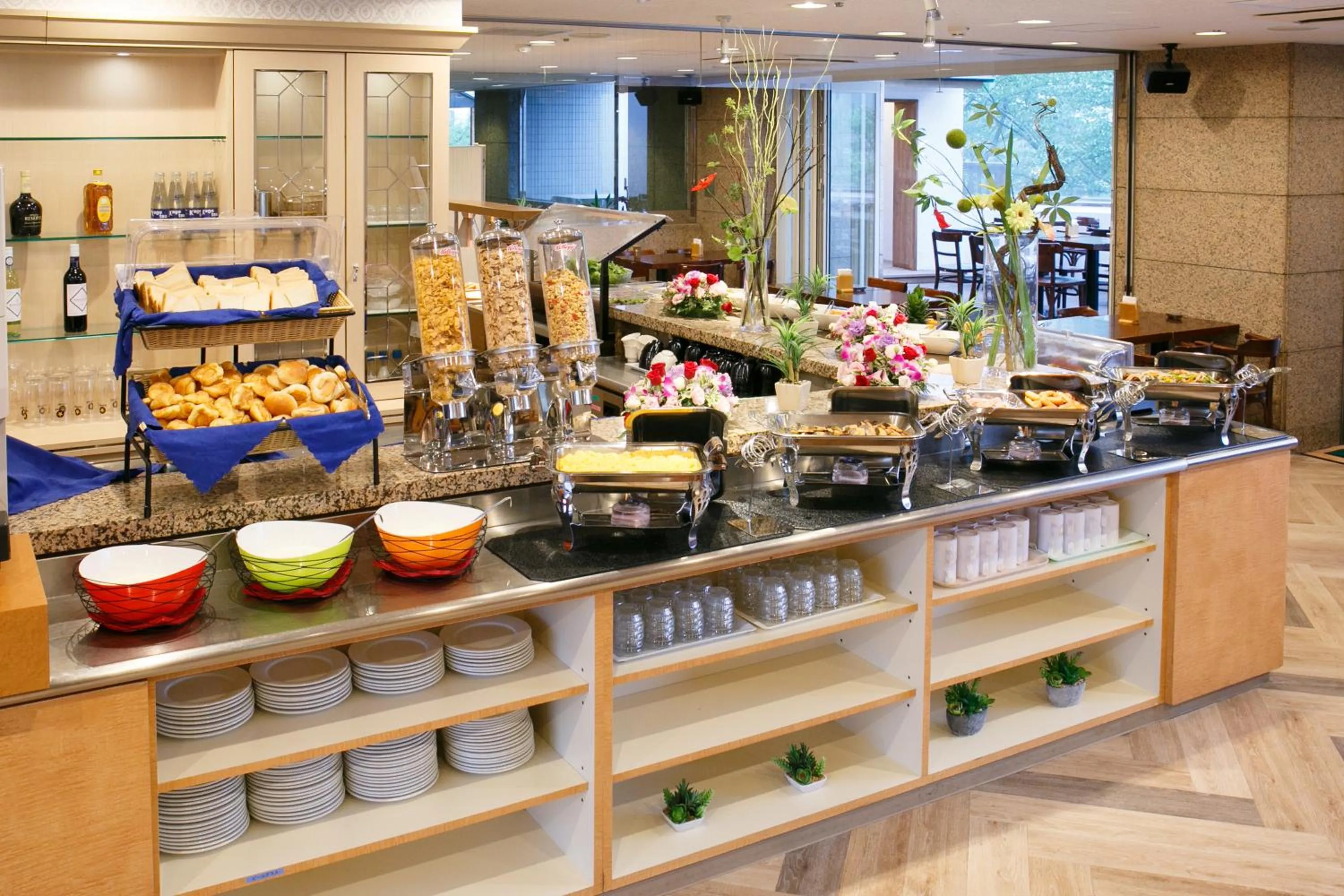 Restaurant/places to eat in Day Nice Hotel Tokyo