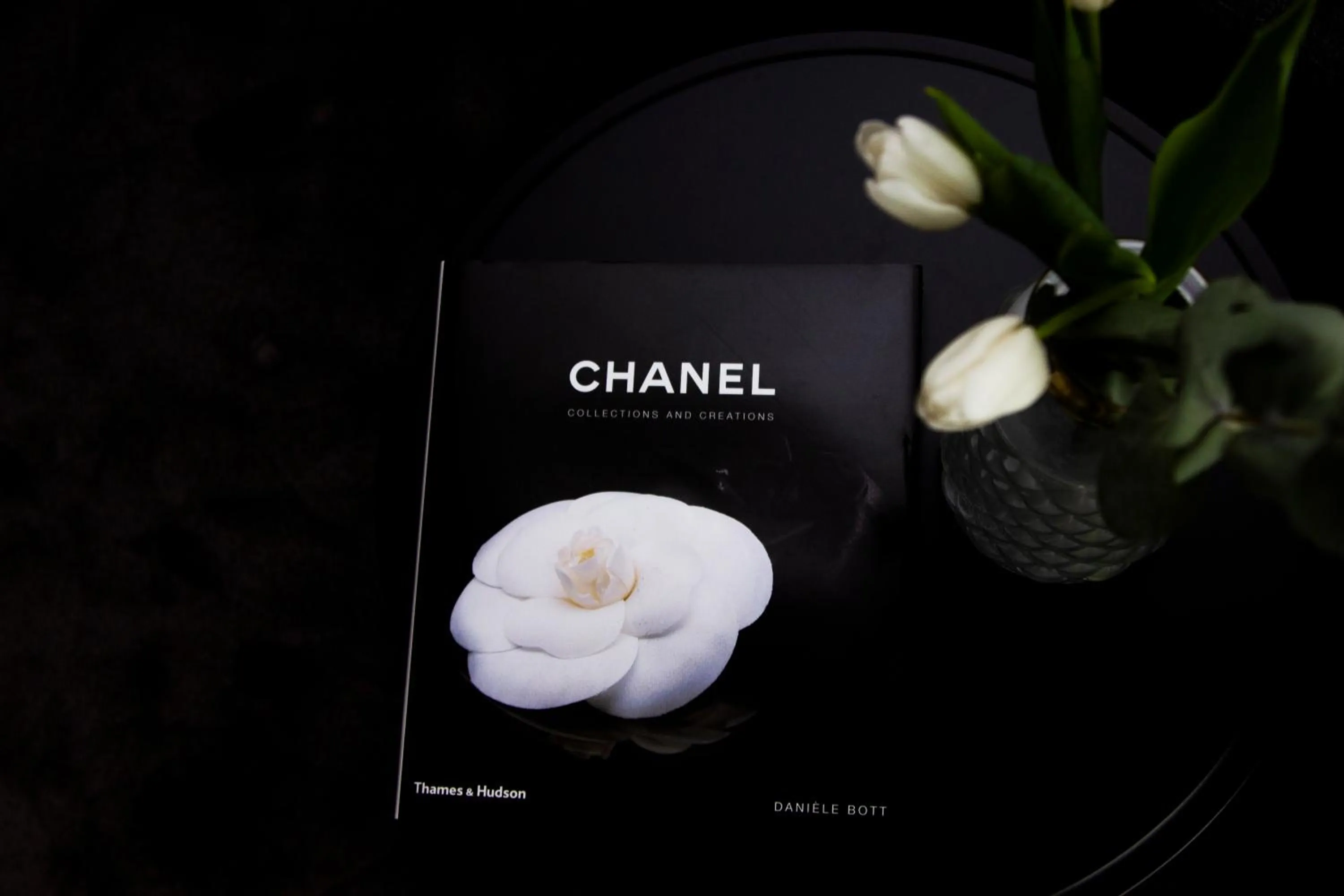 Decorative detail in Livin Station Hotel