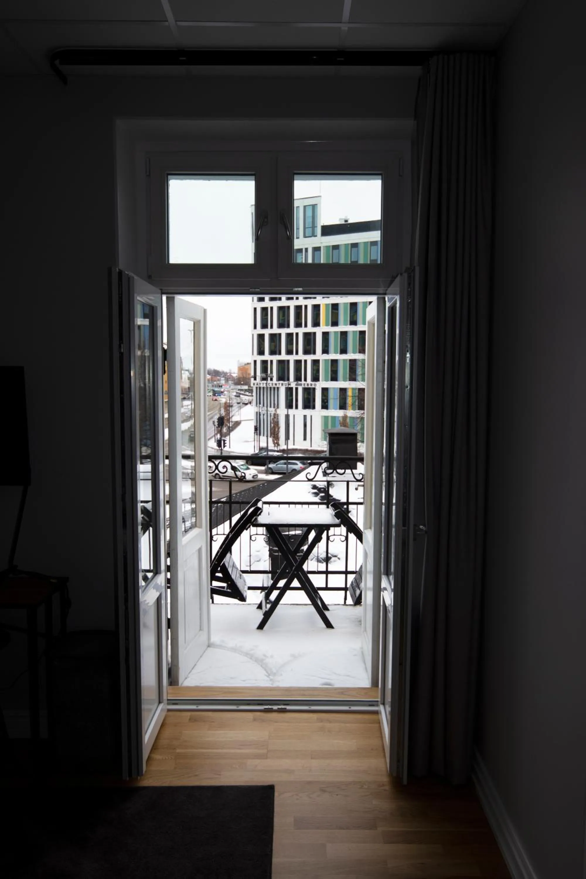 Bedroom in Livin Station Hotel