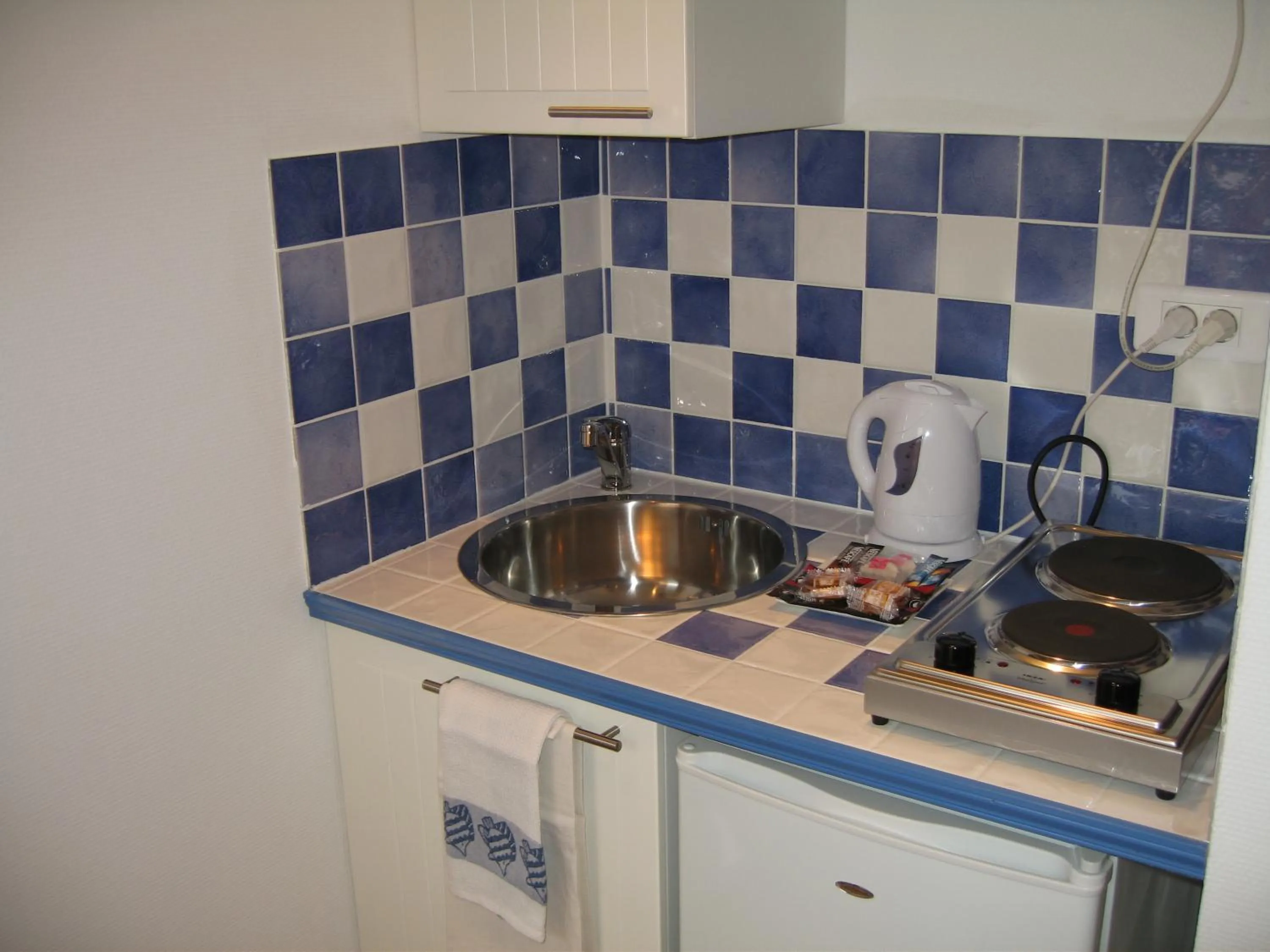 Kitchen or kitchenette in la cigale sous l'olivier