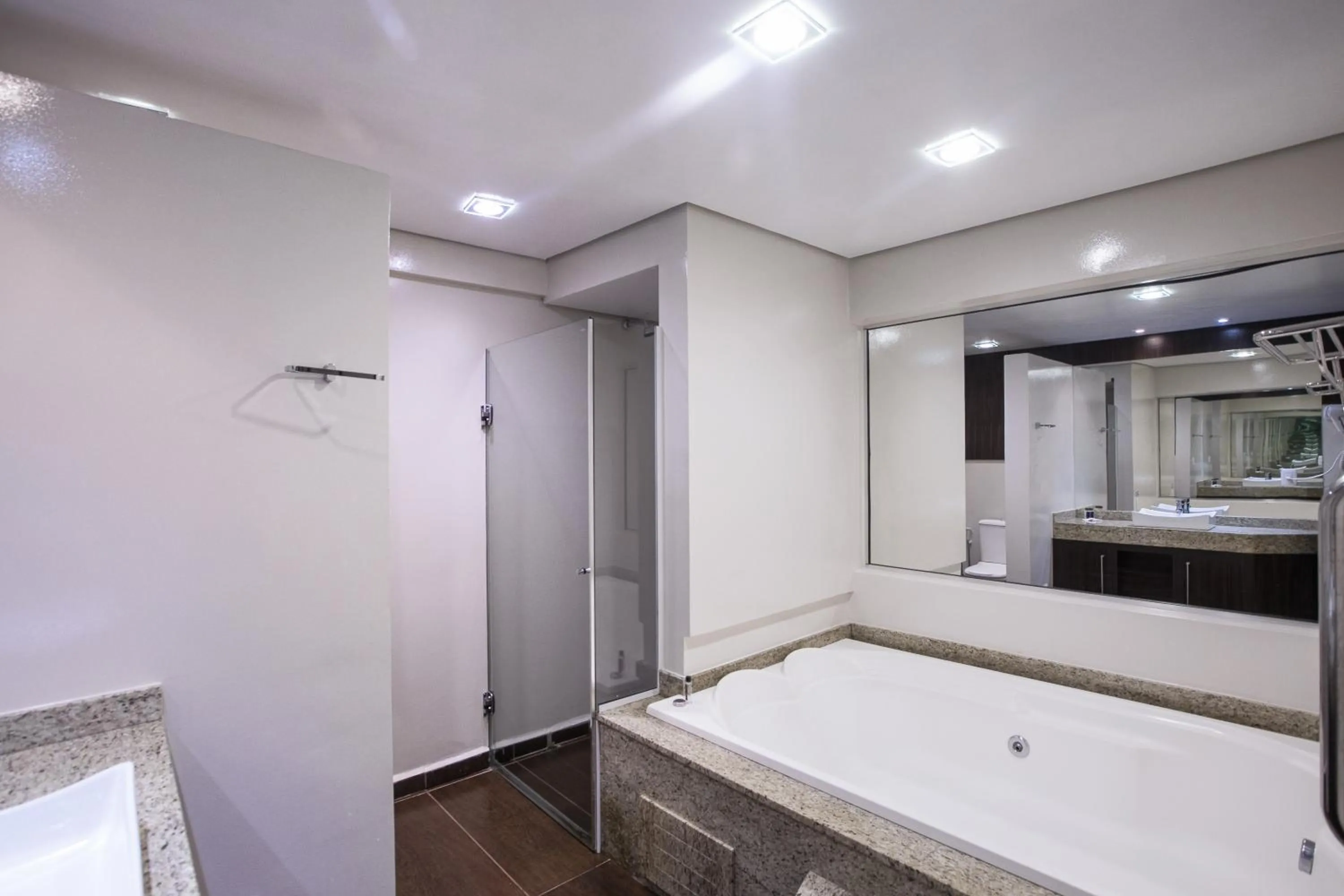 Hot Tub in Hotel Lang Palace - Fica no Centro da Cidade