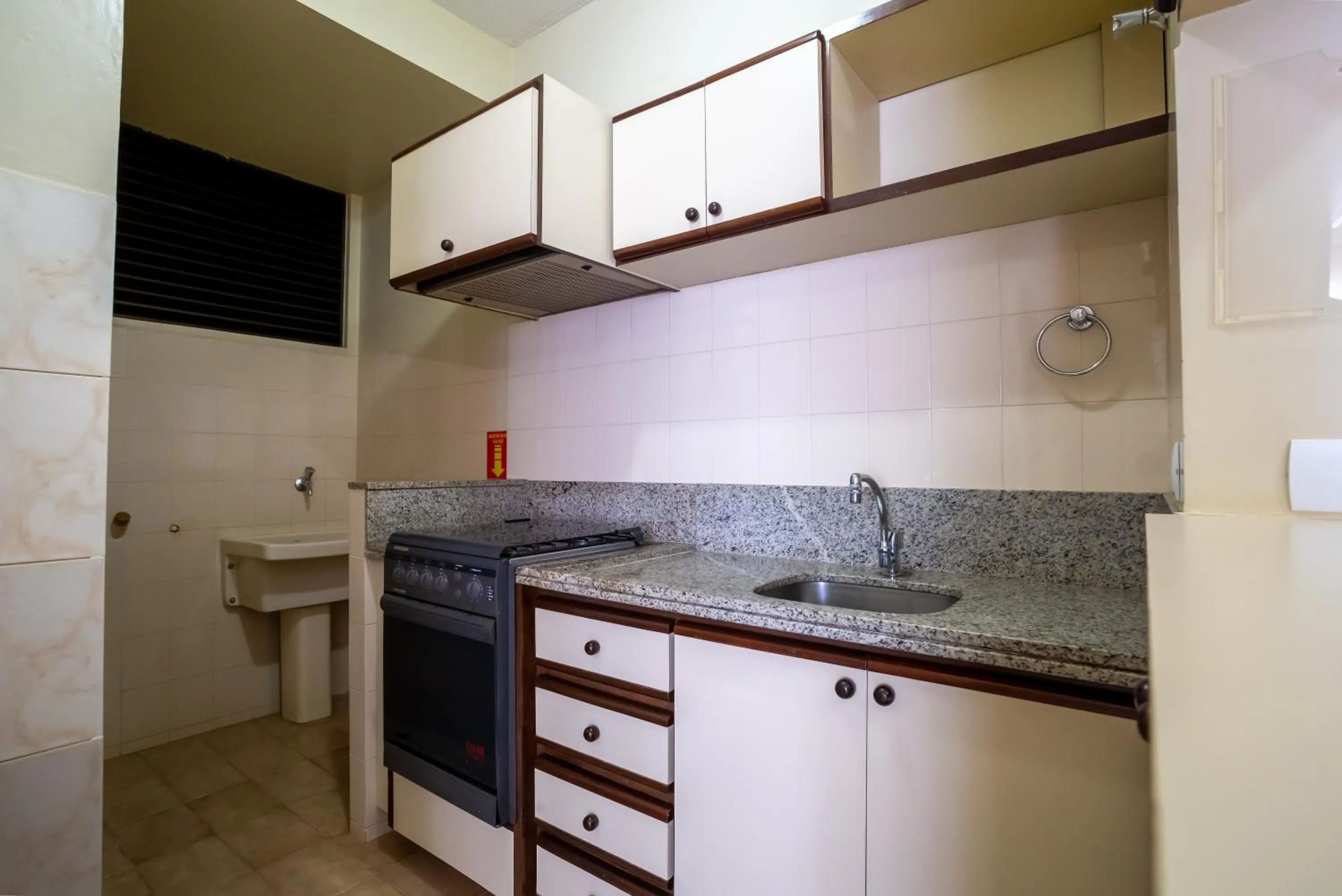 kitchen in Slaviero Londrina Flat