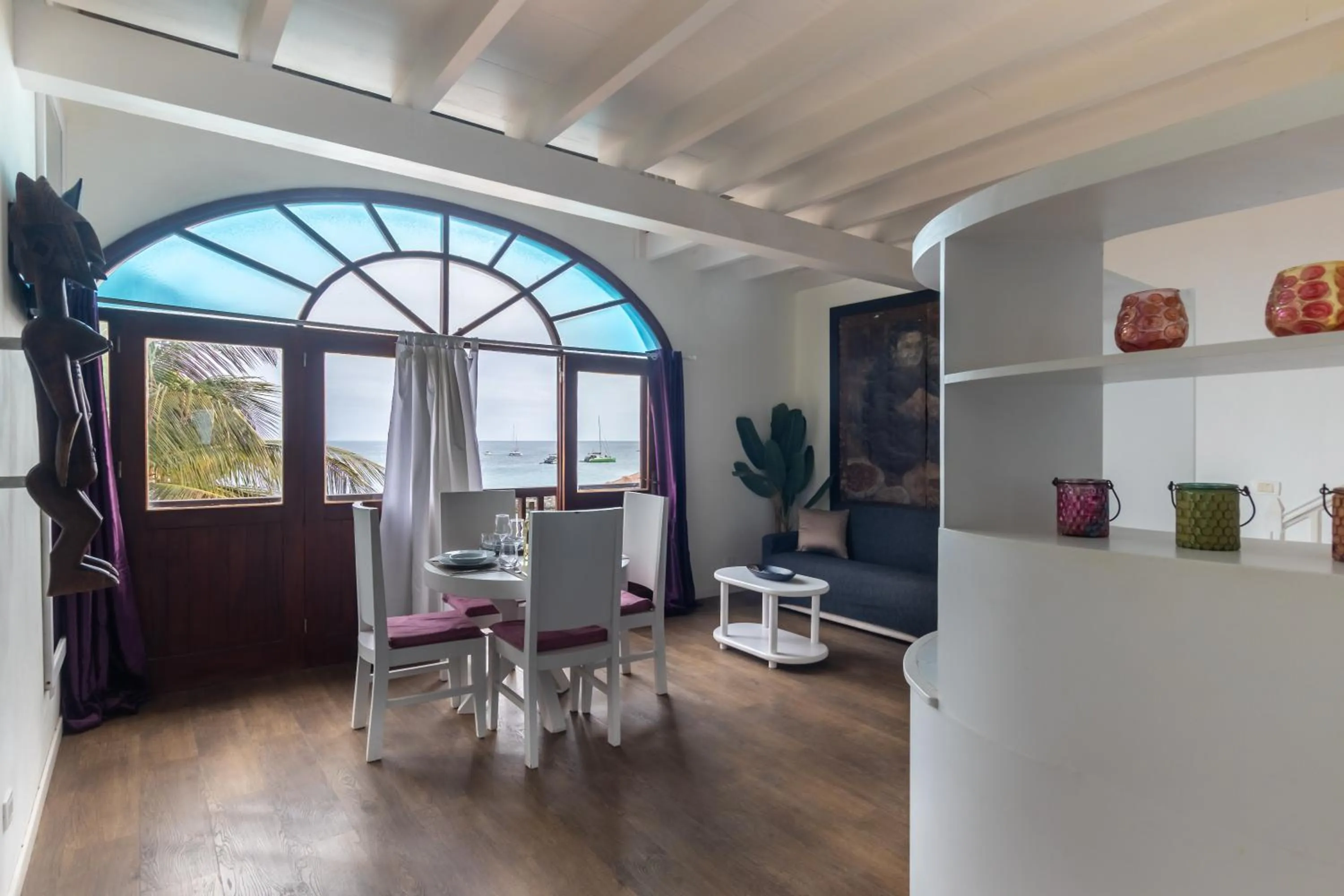 Dining area in Porto Antigo Hotel BB