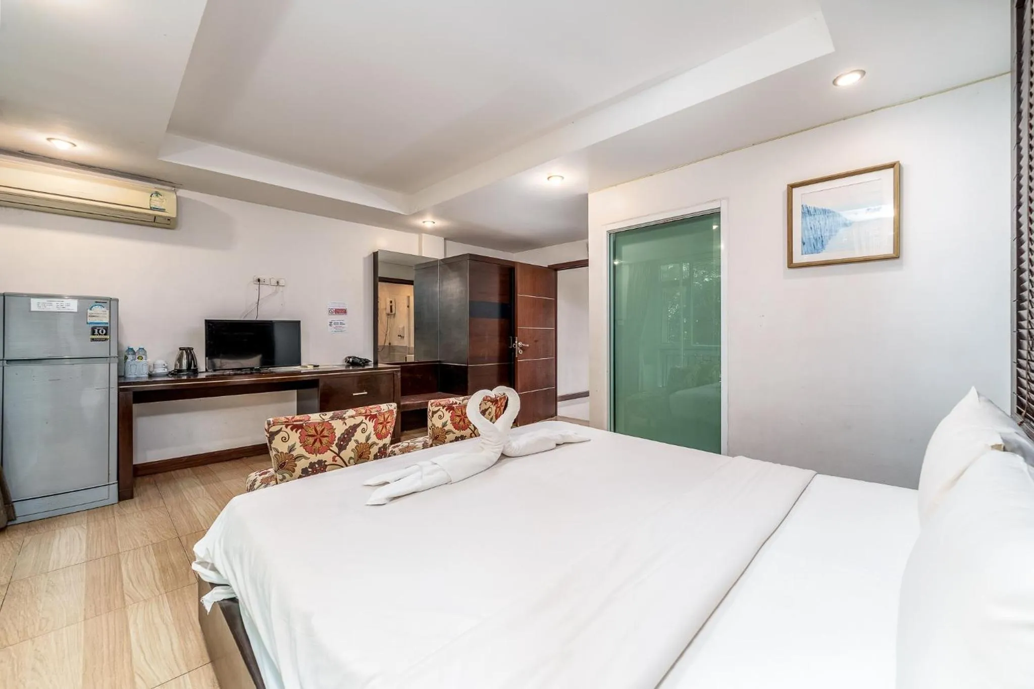 Bedroom, Bed in Villa Navin