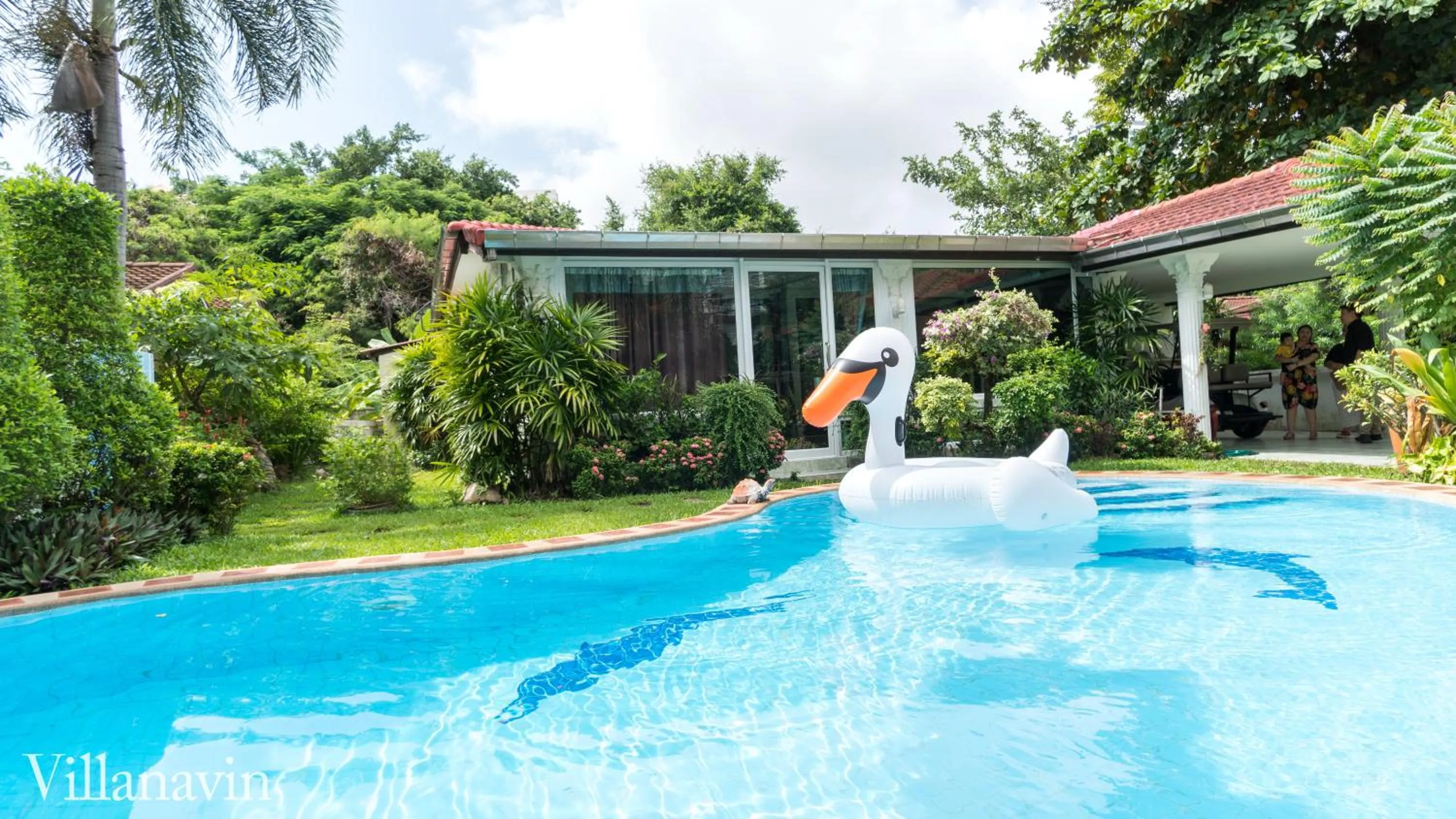 Pool view in Villa Navin