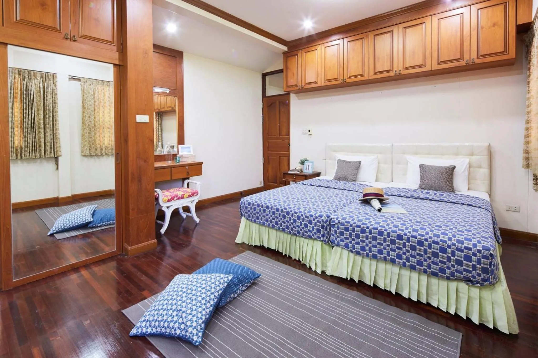 Bedroom, Bed in Villa Navin