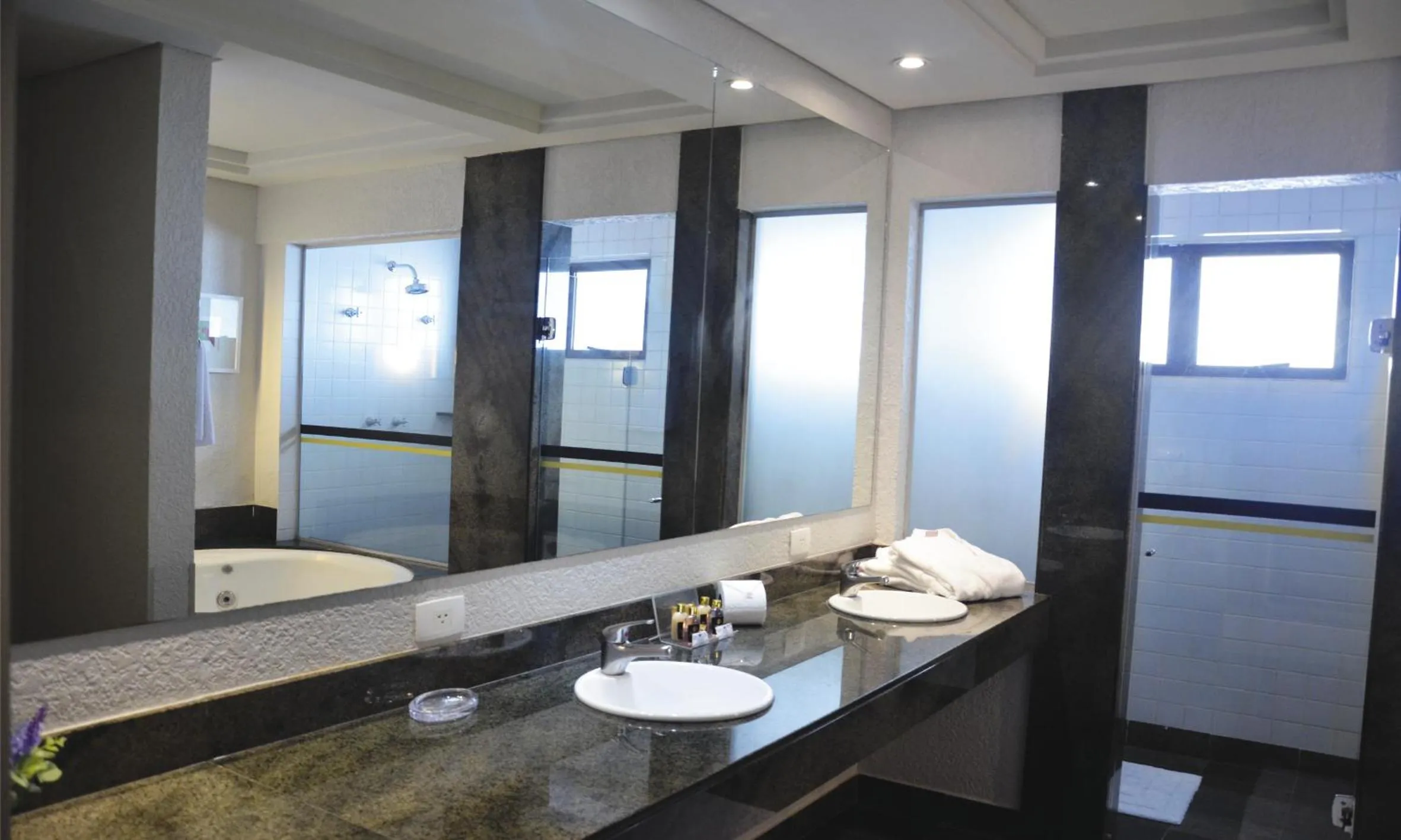 Hotel Metrópole Maringá