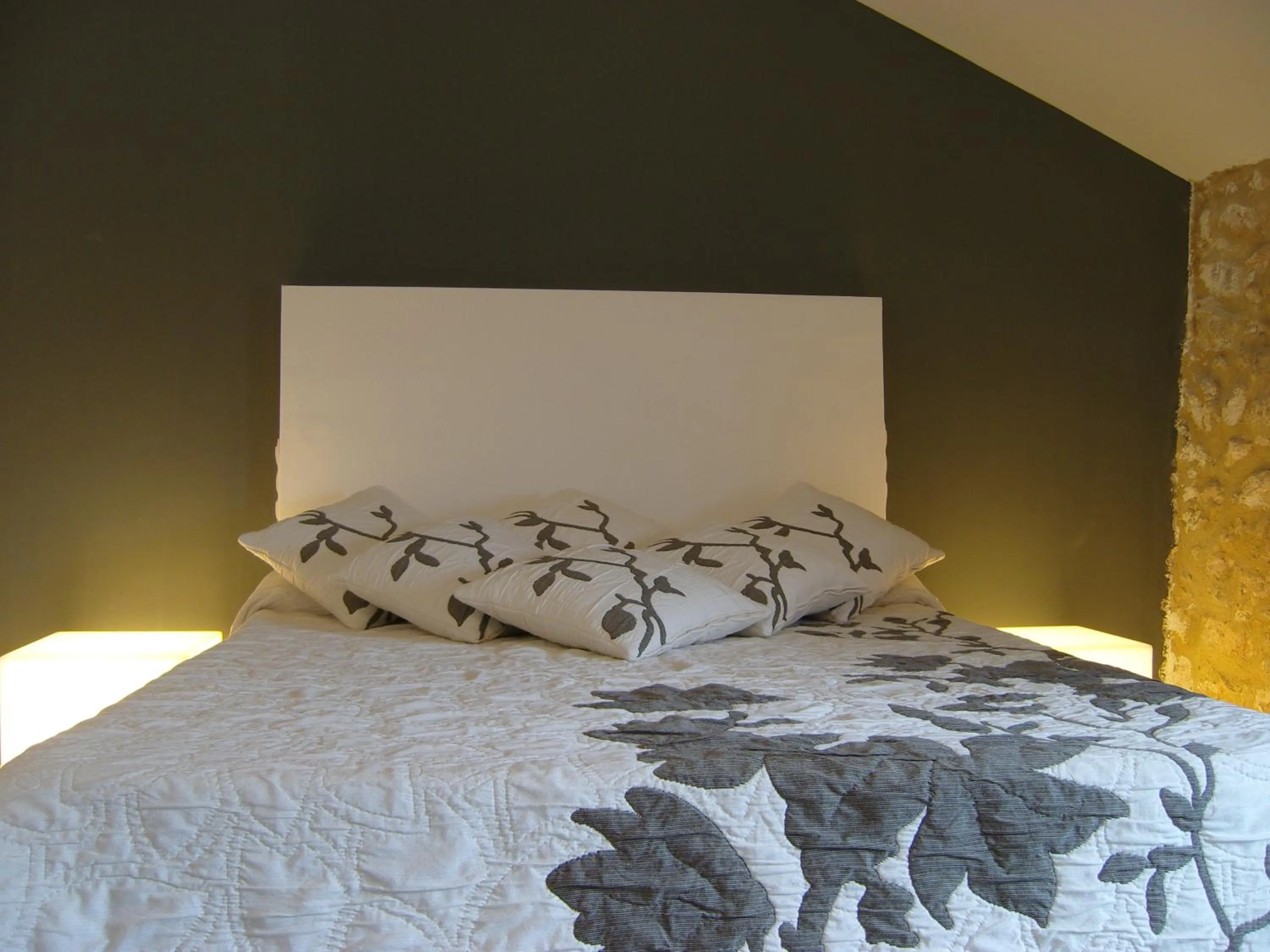 Bed in Hotel Raimblanc