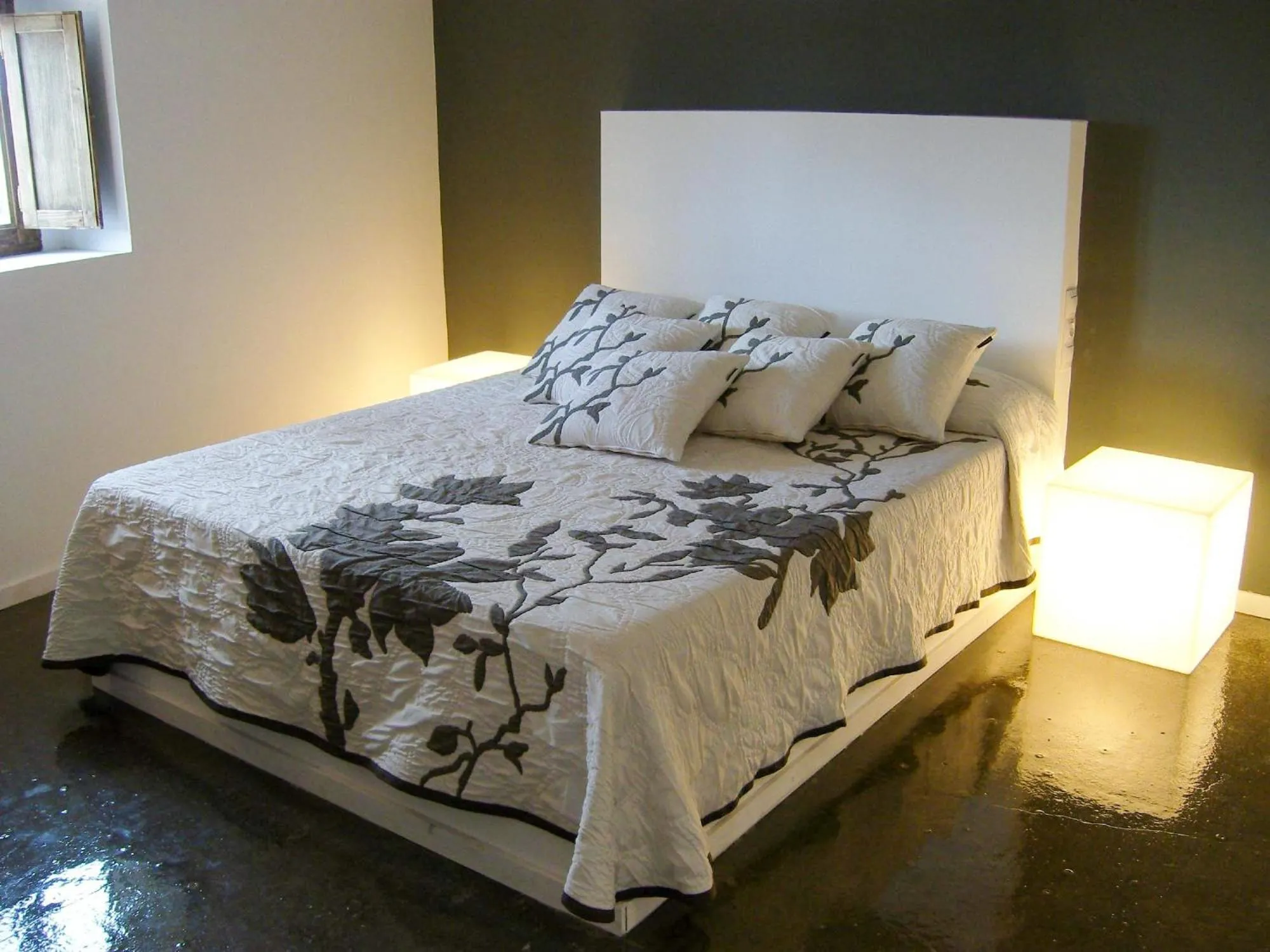 Photo of the whole room, Bed in Hotel Raimblanc