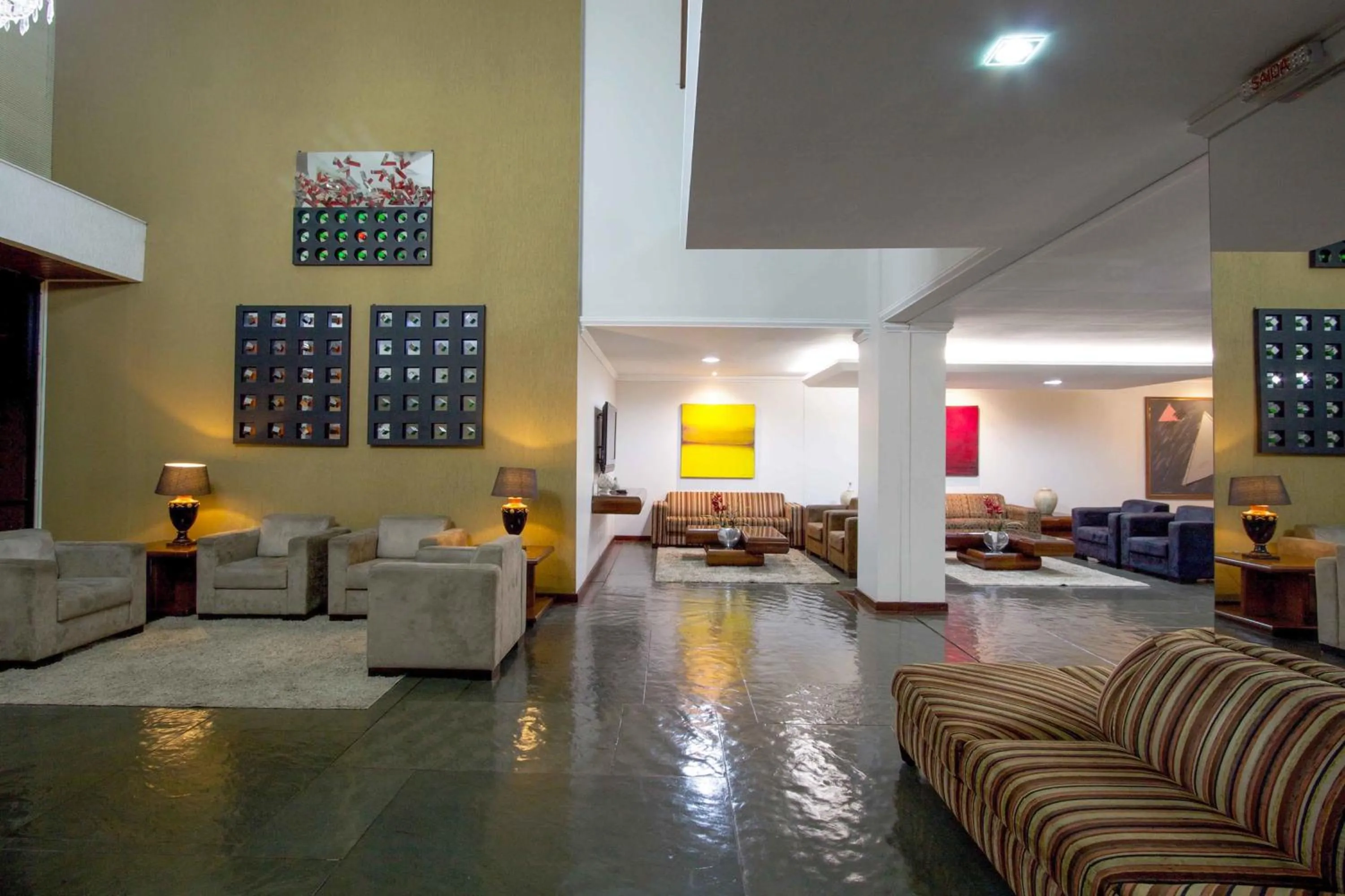 Lobby or reception in Bristol Exceler Campo Grande