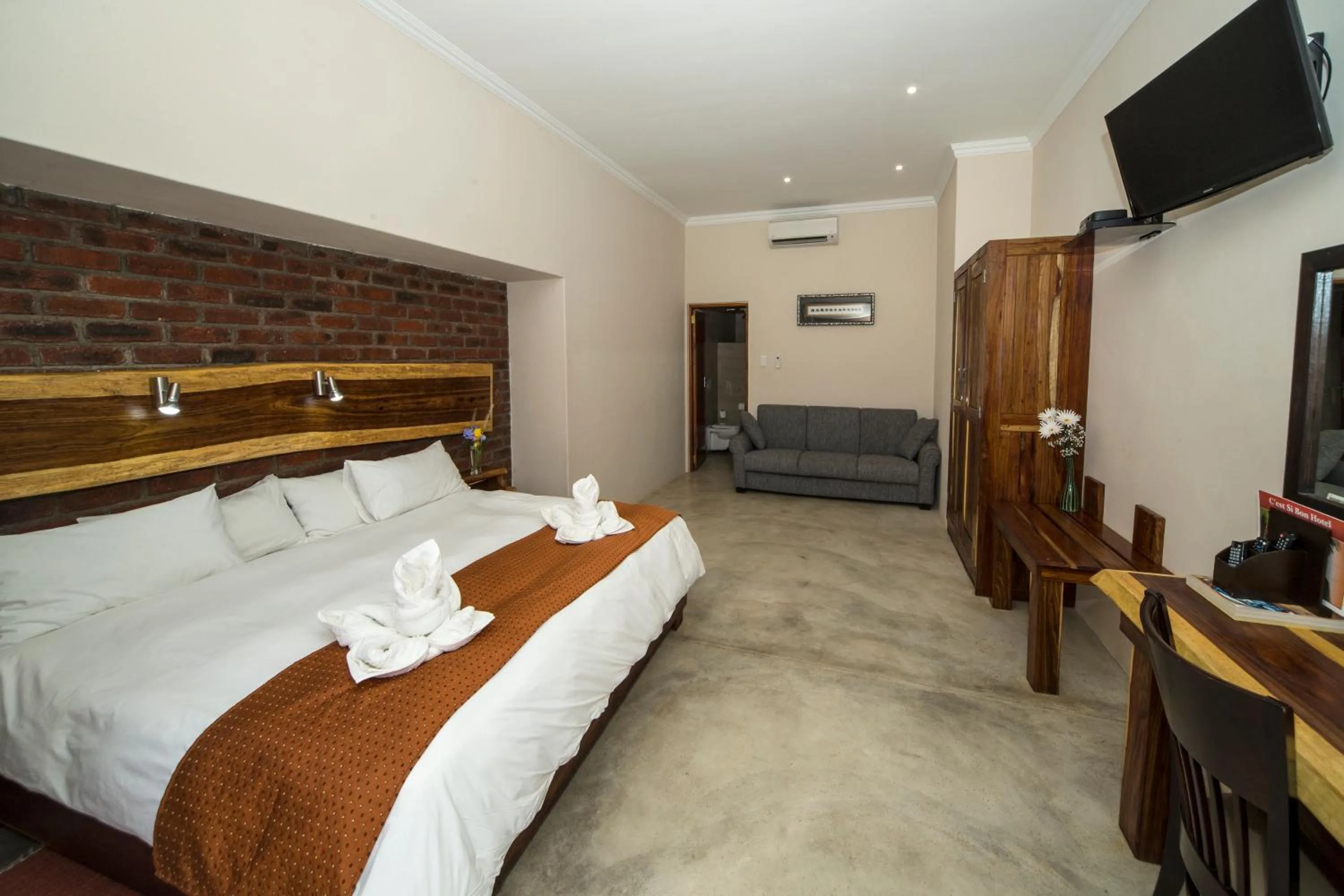 Bed in Casa Forno Country Hotel