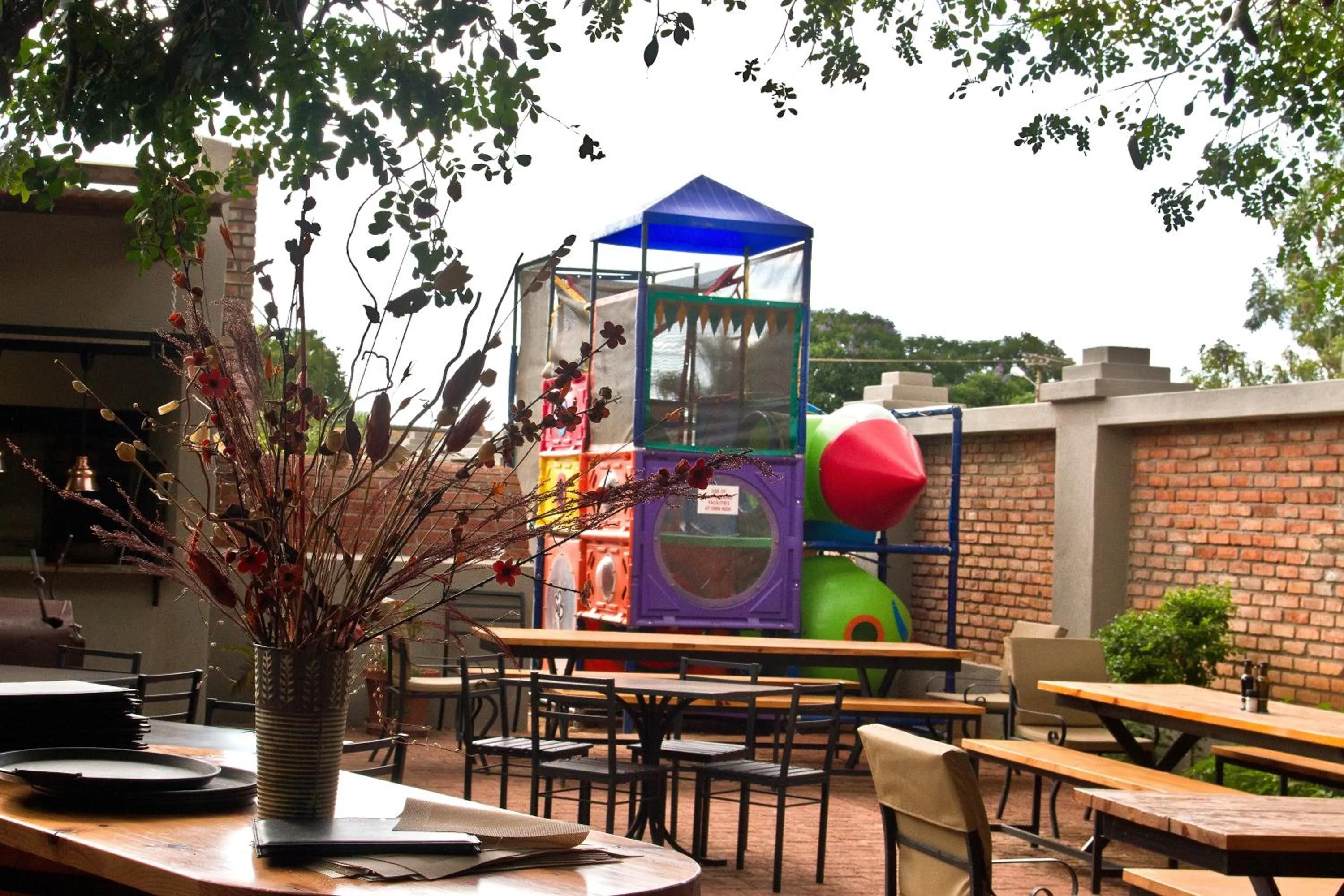 Restaurant/places to eat in Casa Forno Country Hotel