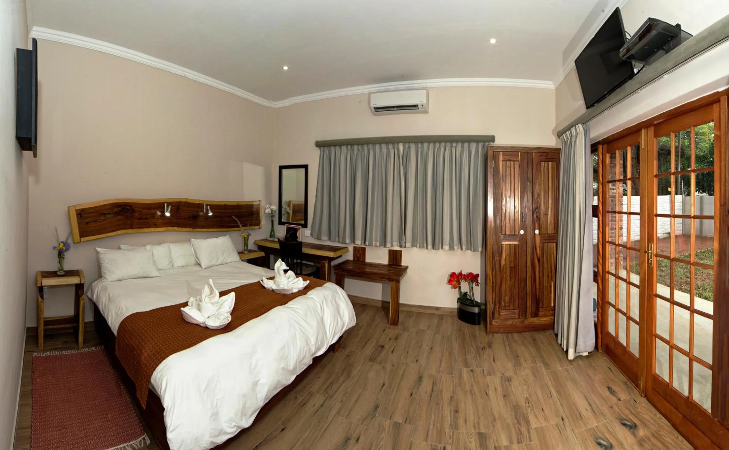 Photo of the whole room, Bed in Casa Forno Country Hotel