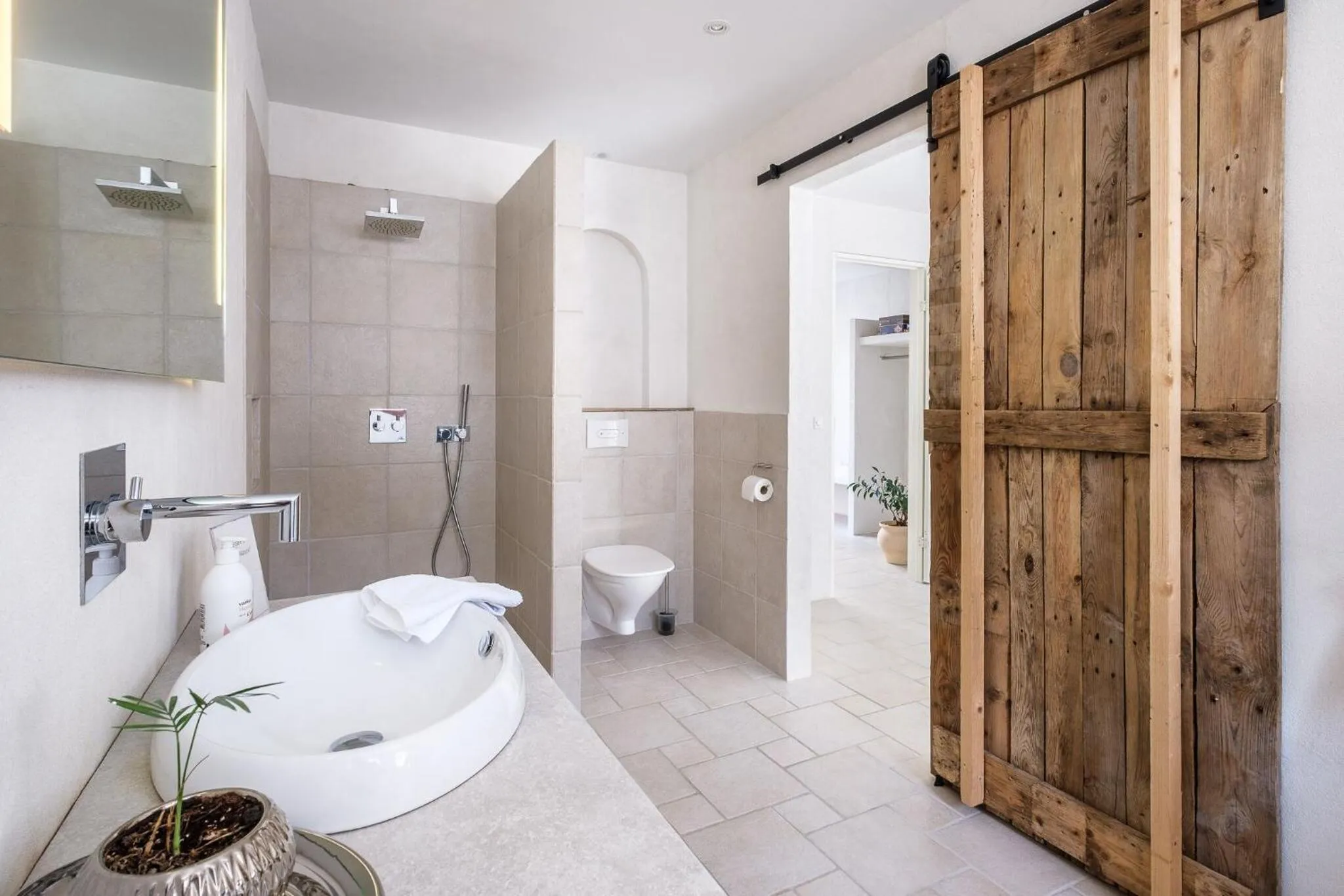 Bathroom in visitHOMES Faroe Islands