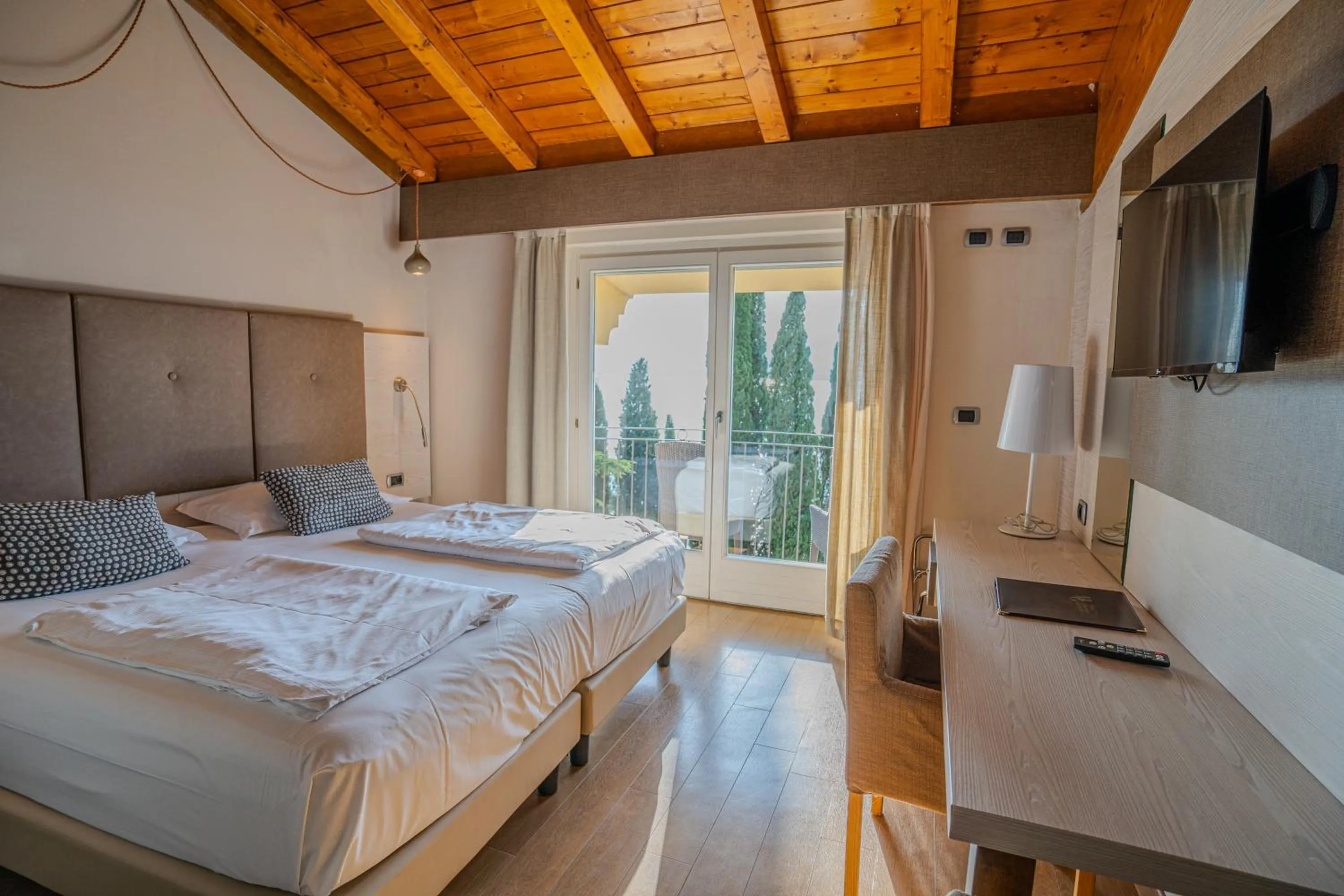 Bed in Hotel Galvani