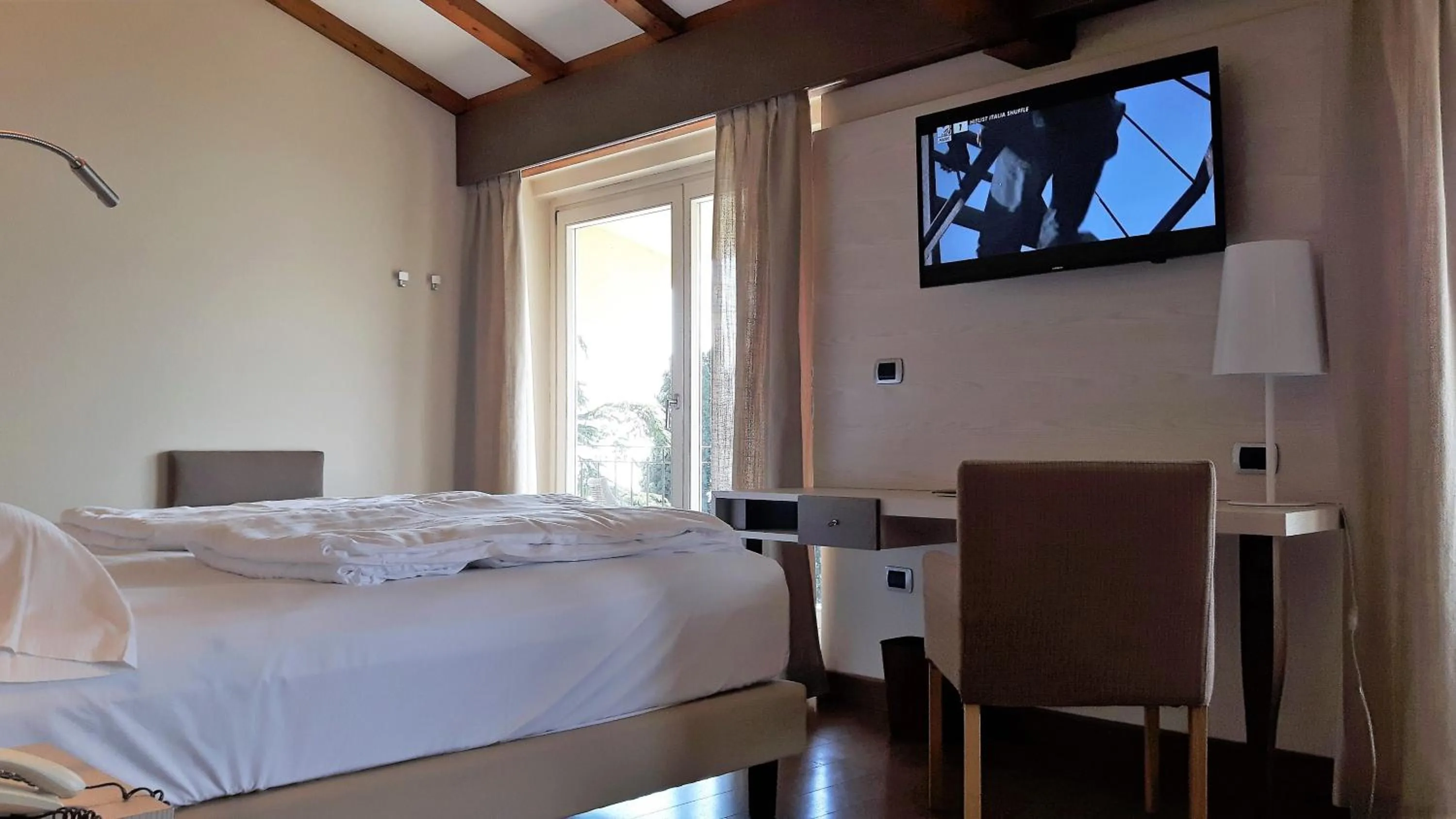 Photo of the whole room, Bed in Hotel Galvani