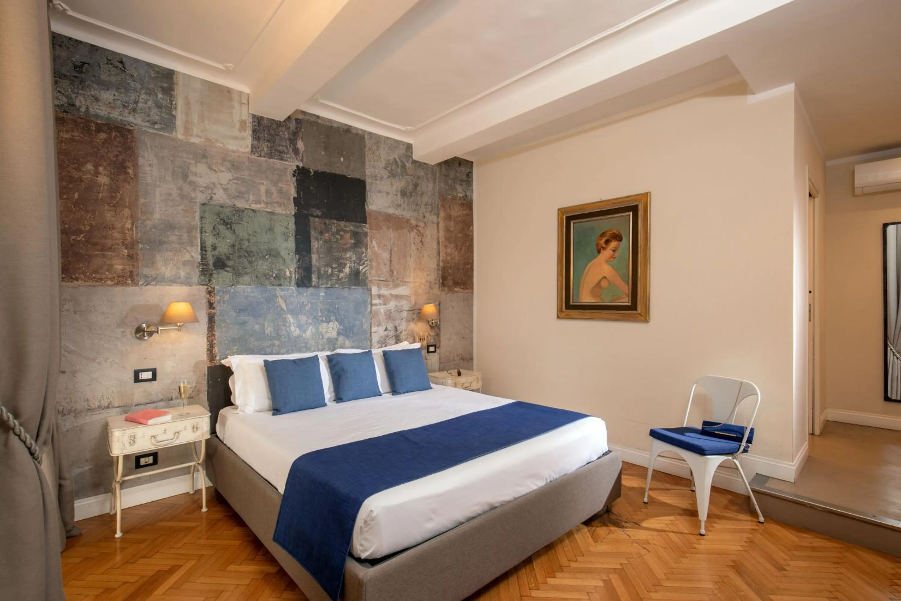 Photo of the whole room, Bed in Spagna Secret Rooms